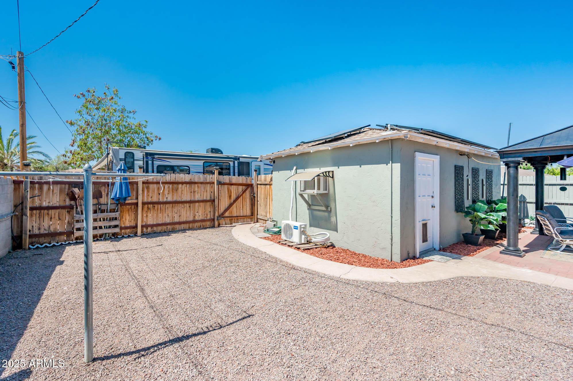 2221 W MITCHELL Drive