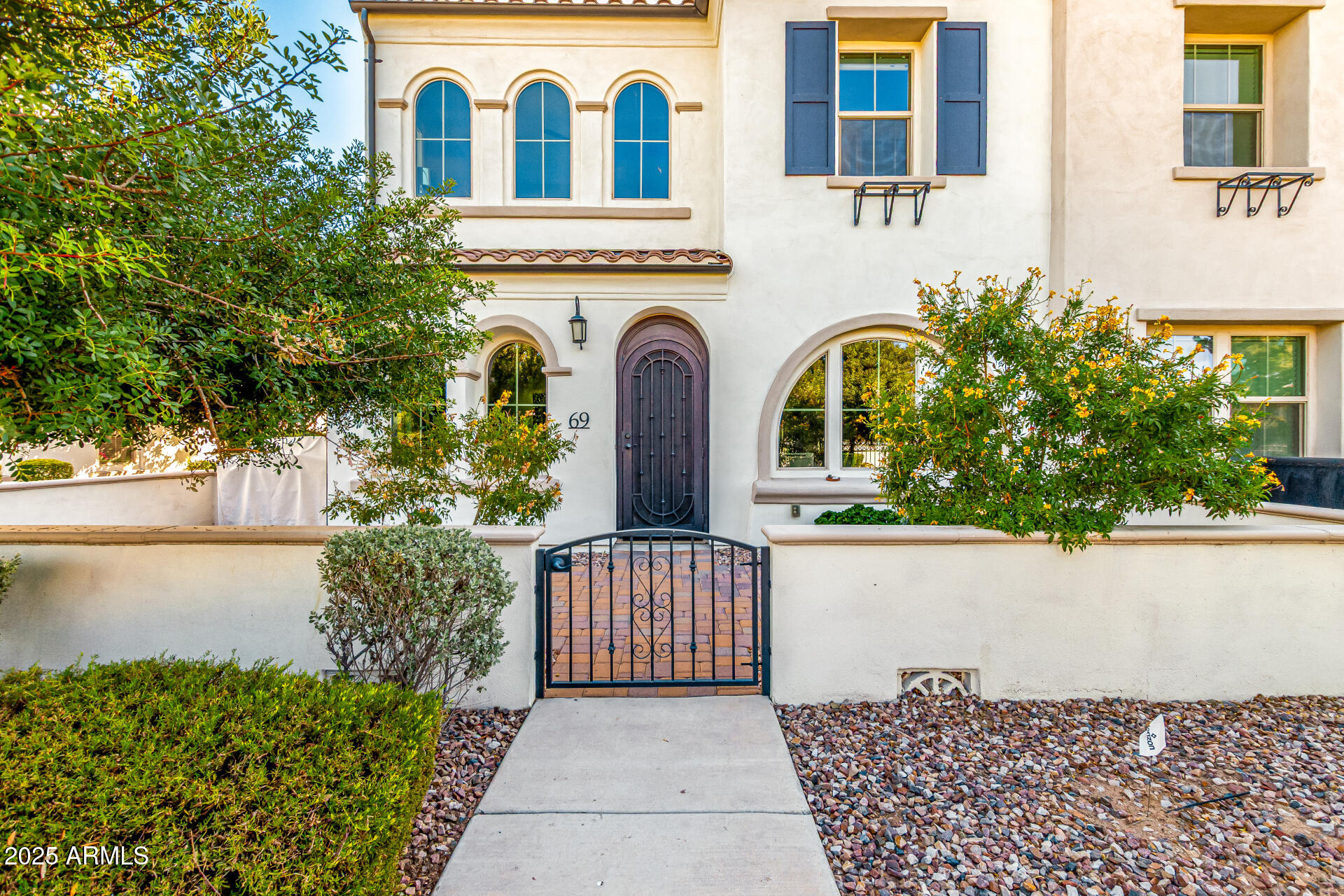 2477 W MARKET Place, 69