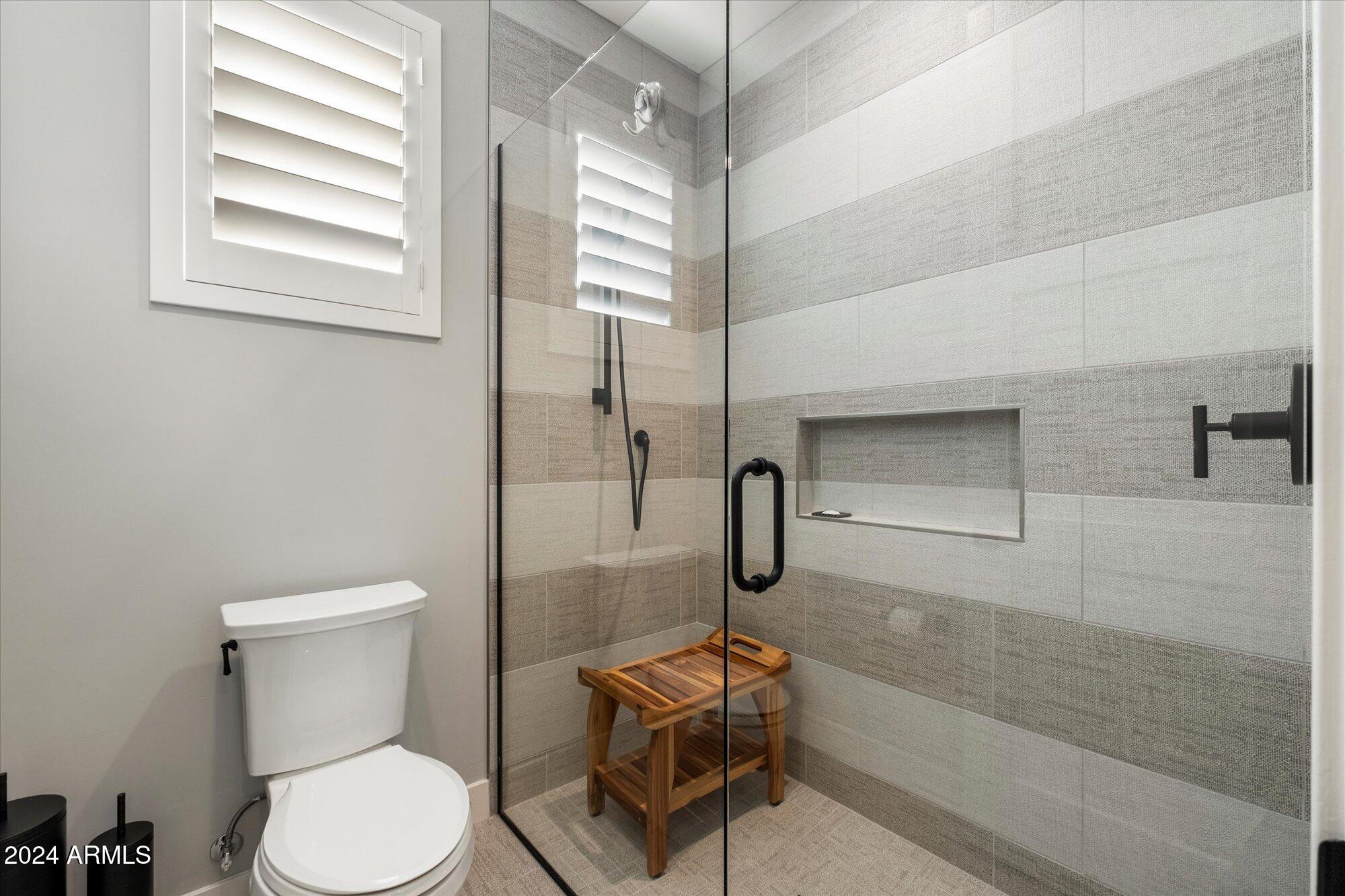 11946 E CAVEDALE Drive