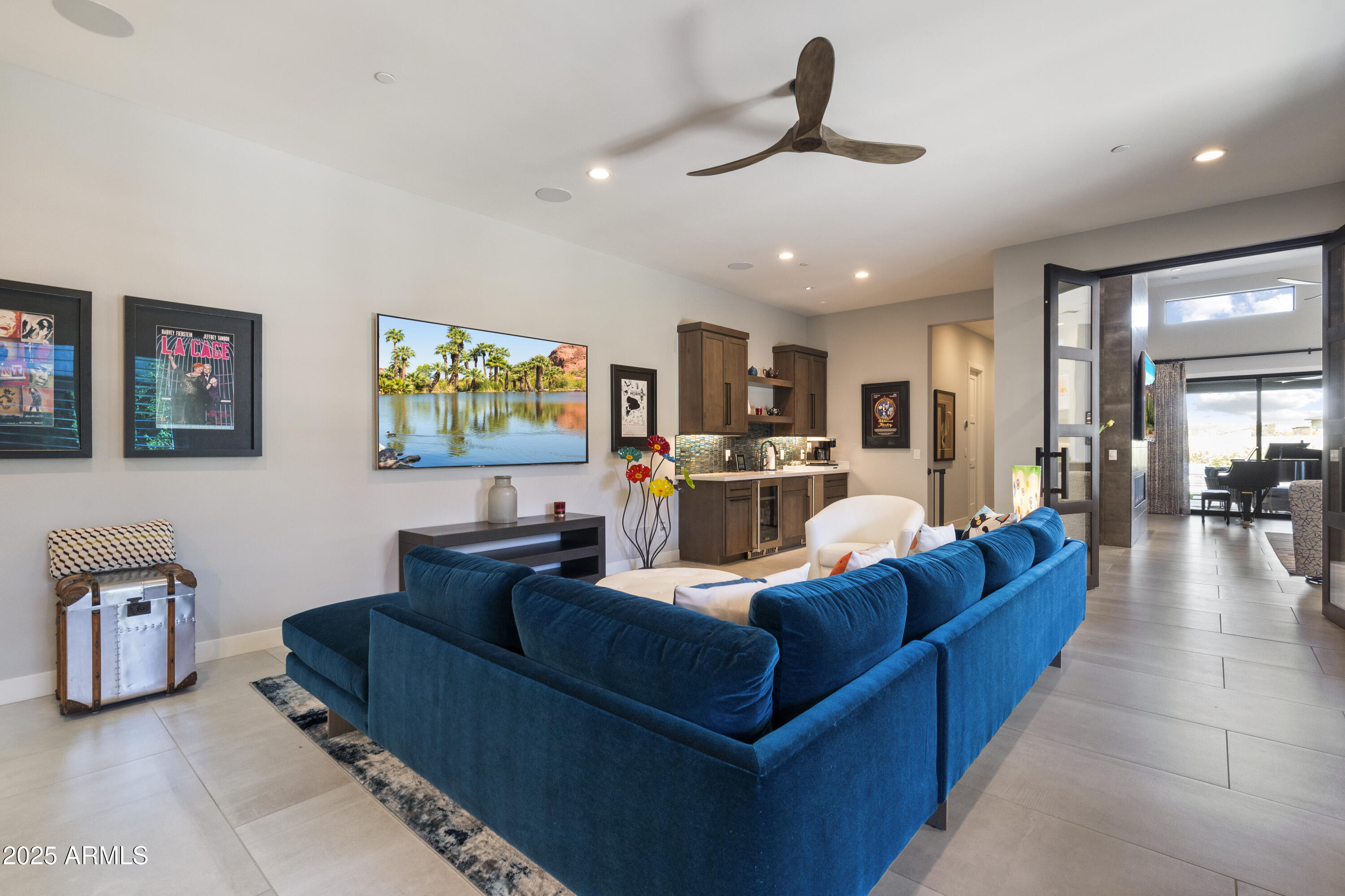 11946 E CAVEDALE Drive