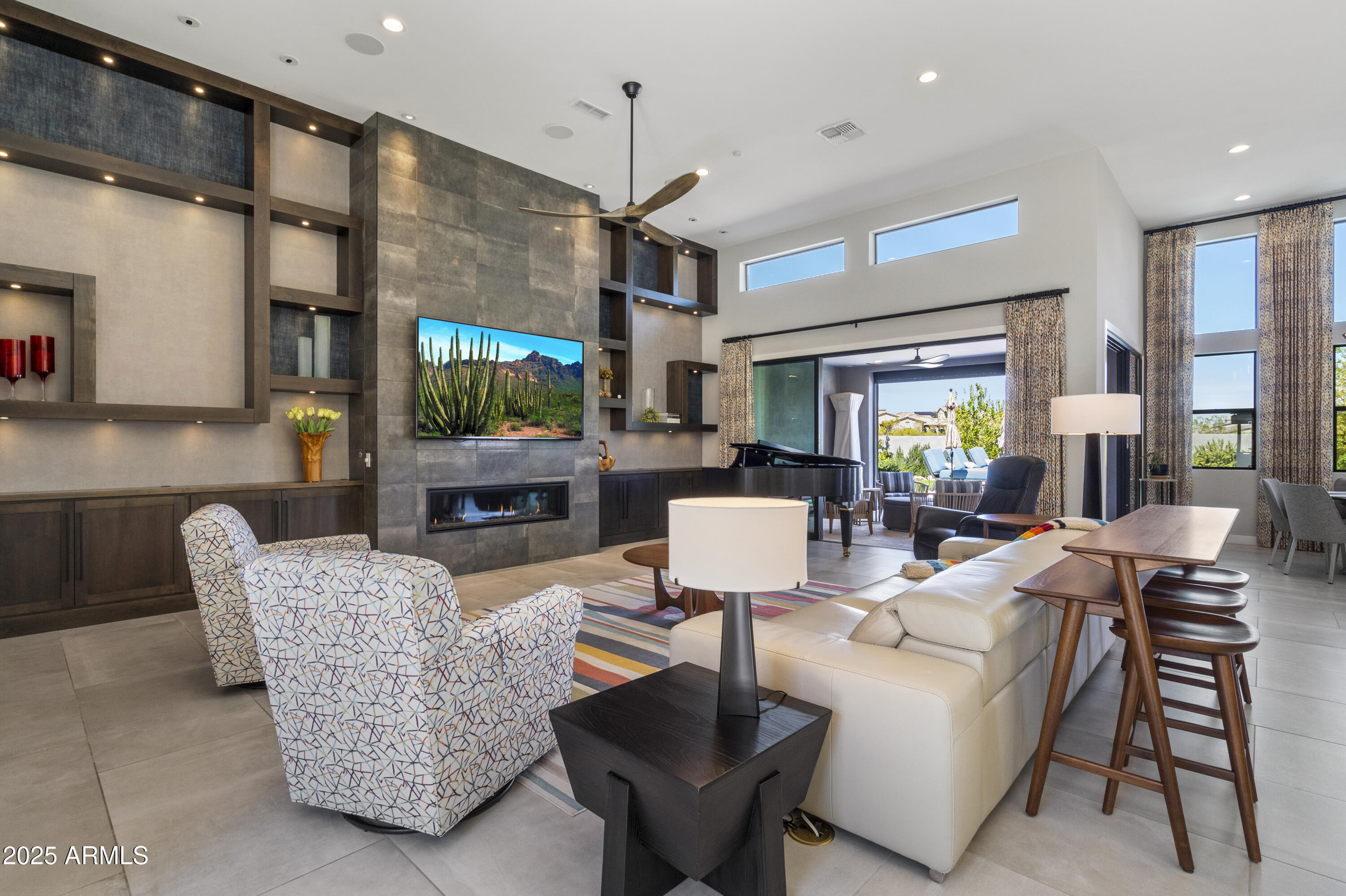 11946 E CAVEDALE Drive