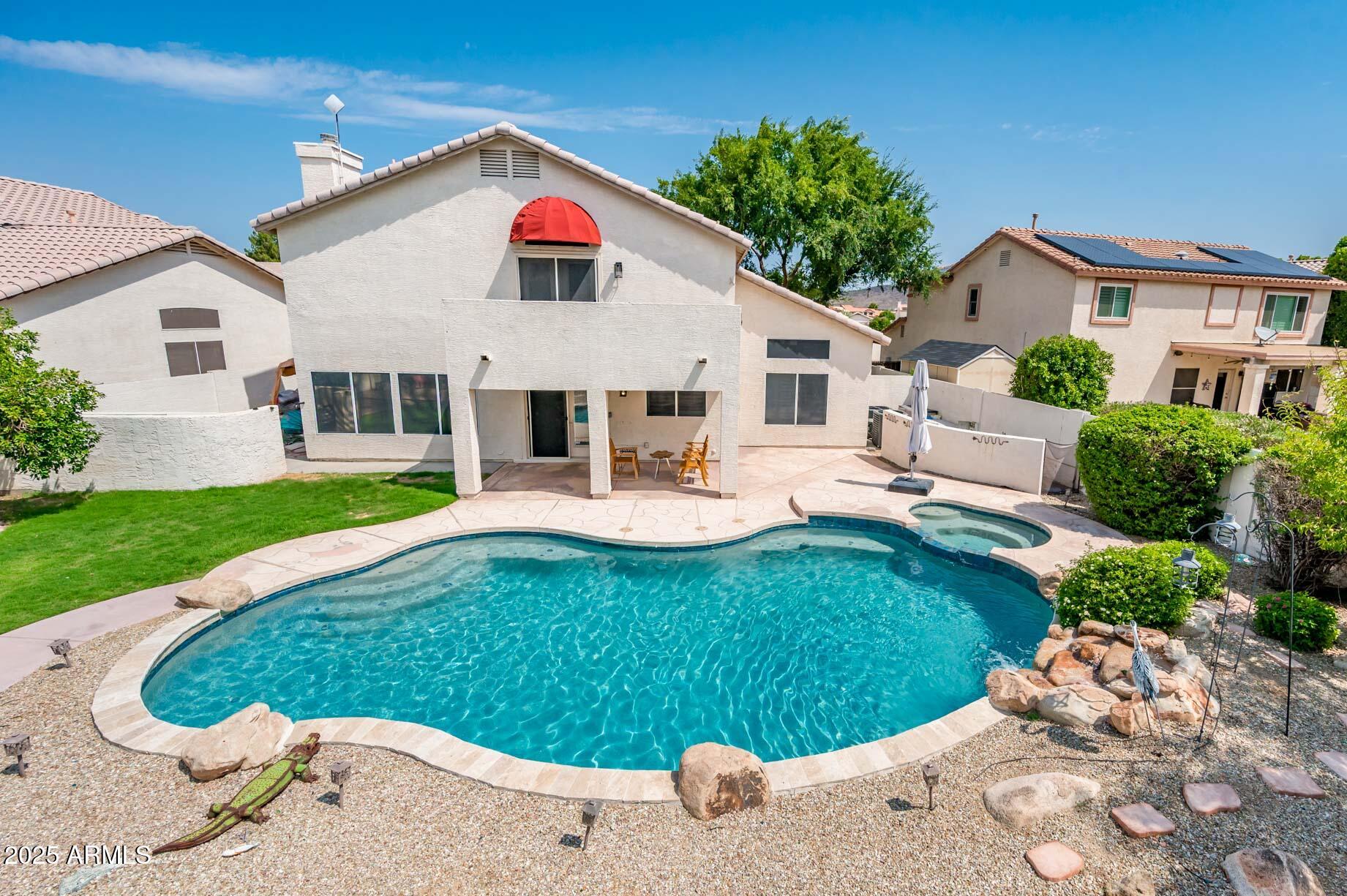 5393 W KERRY Lane