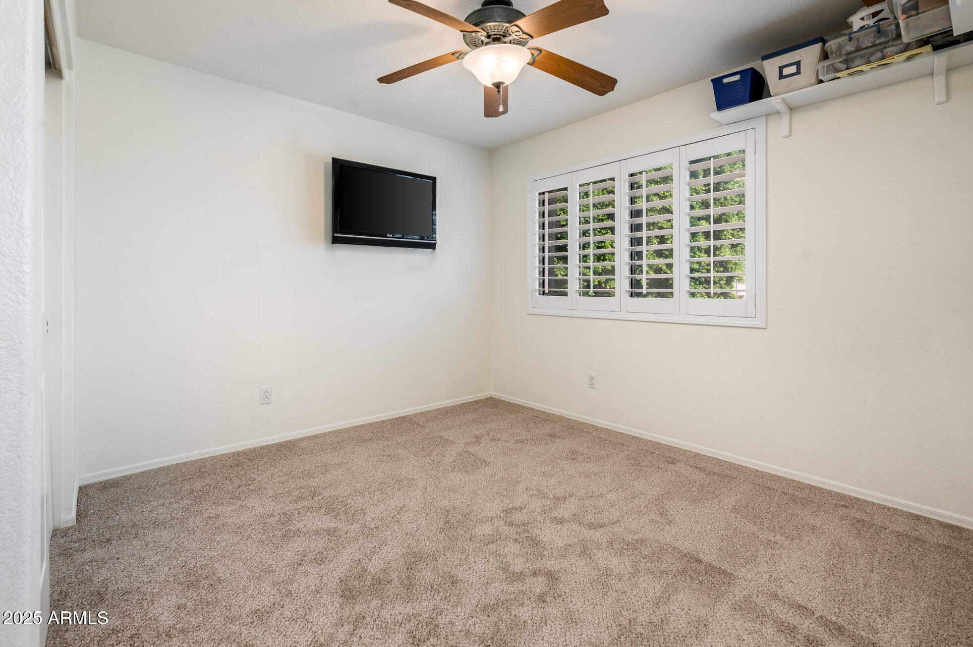 5393 W KERRY Lane