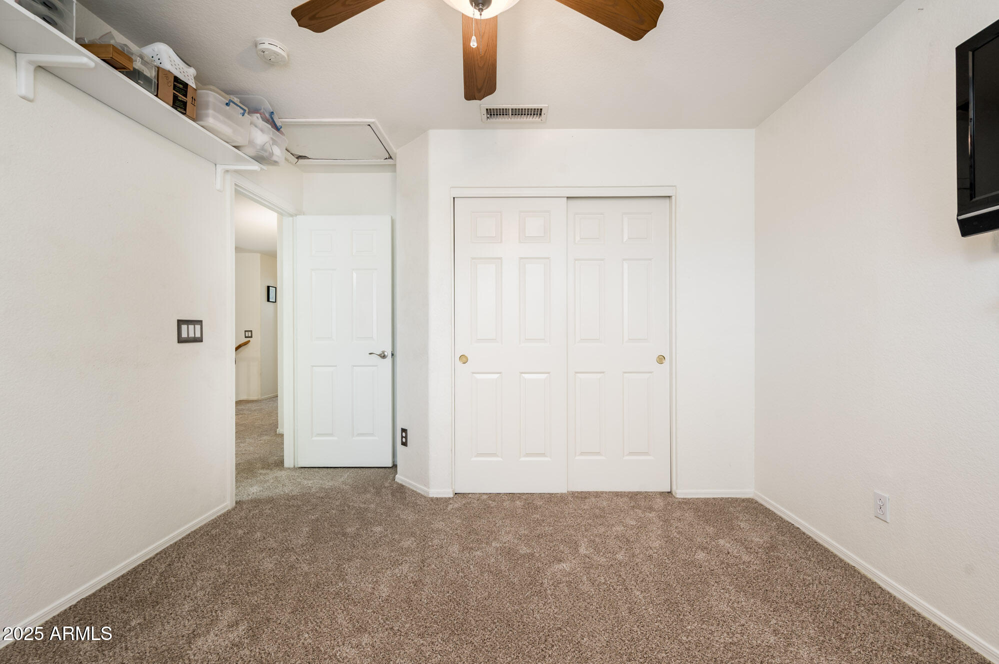 5393 W KERRY Lane
