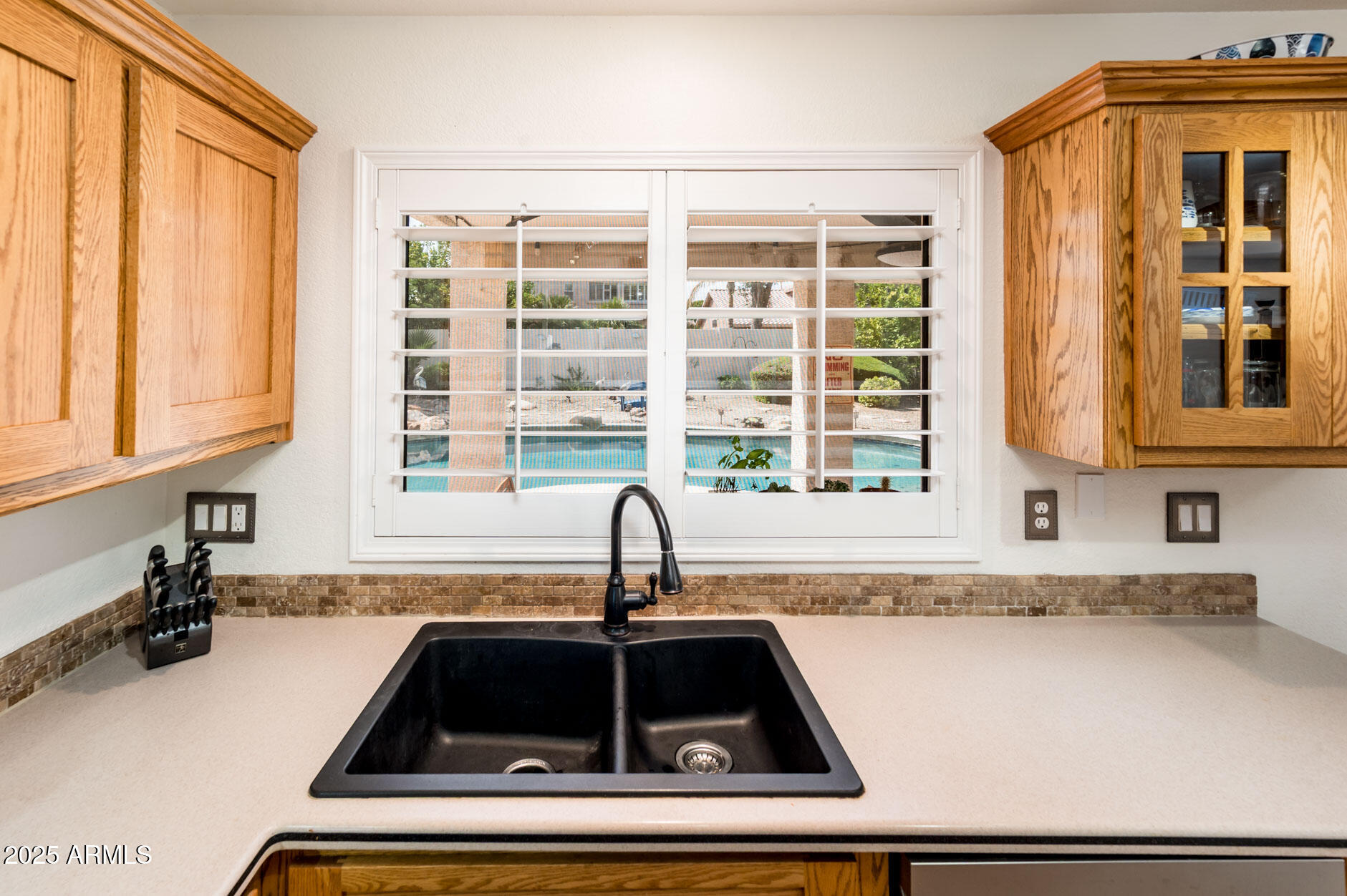 5393 W KERRY Lane