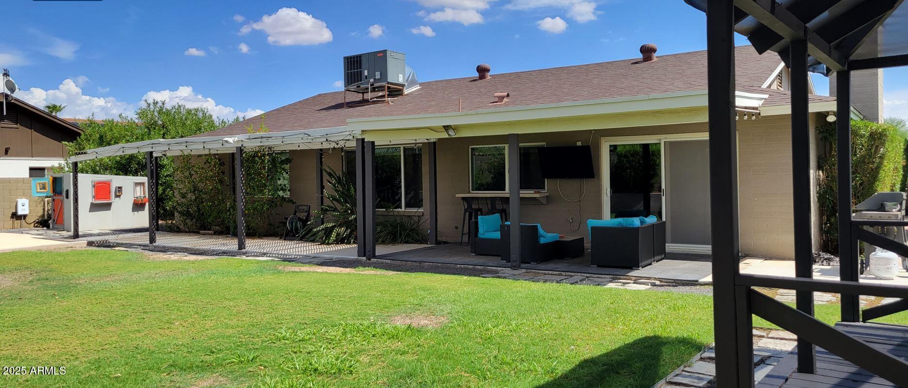 6110 E Blanche Drive