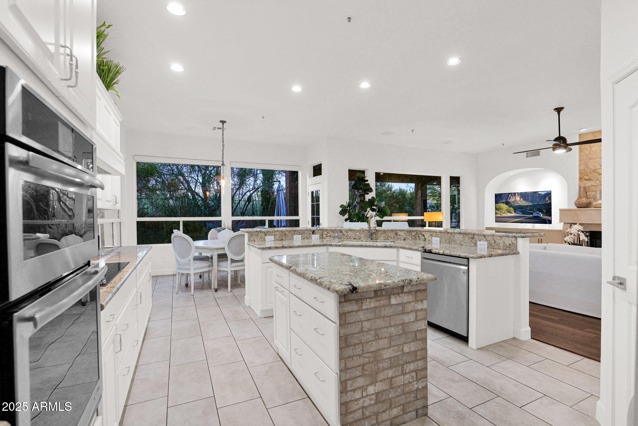 11056 E WHITE FEATHER Lane, Scottsdale