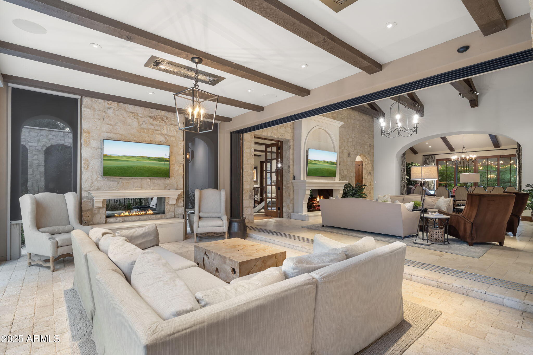 621 W SUNSHINE Place