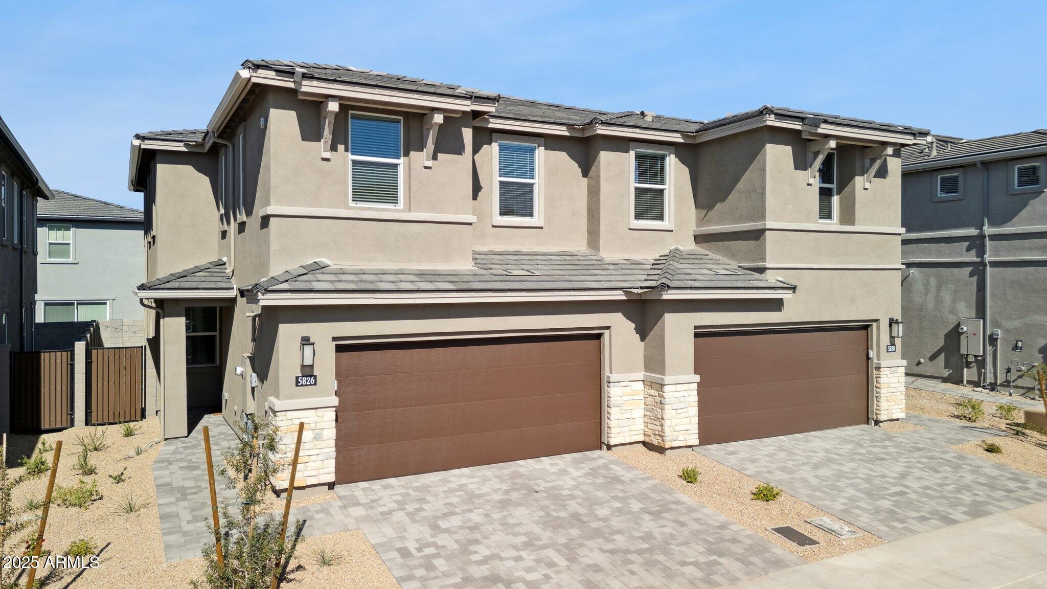 5830 E ZACHARY Drive
