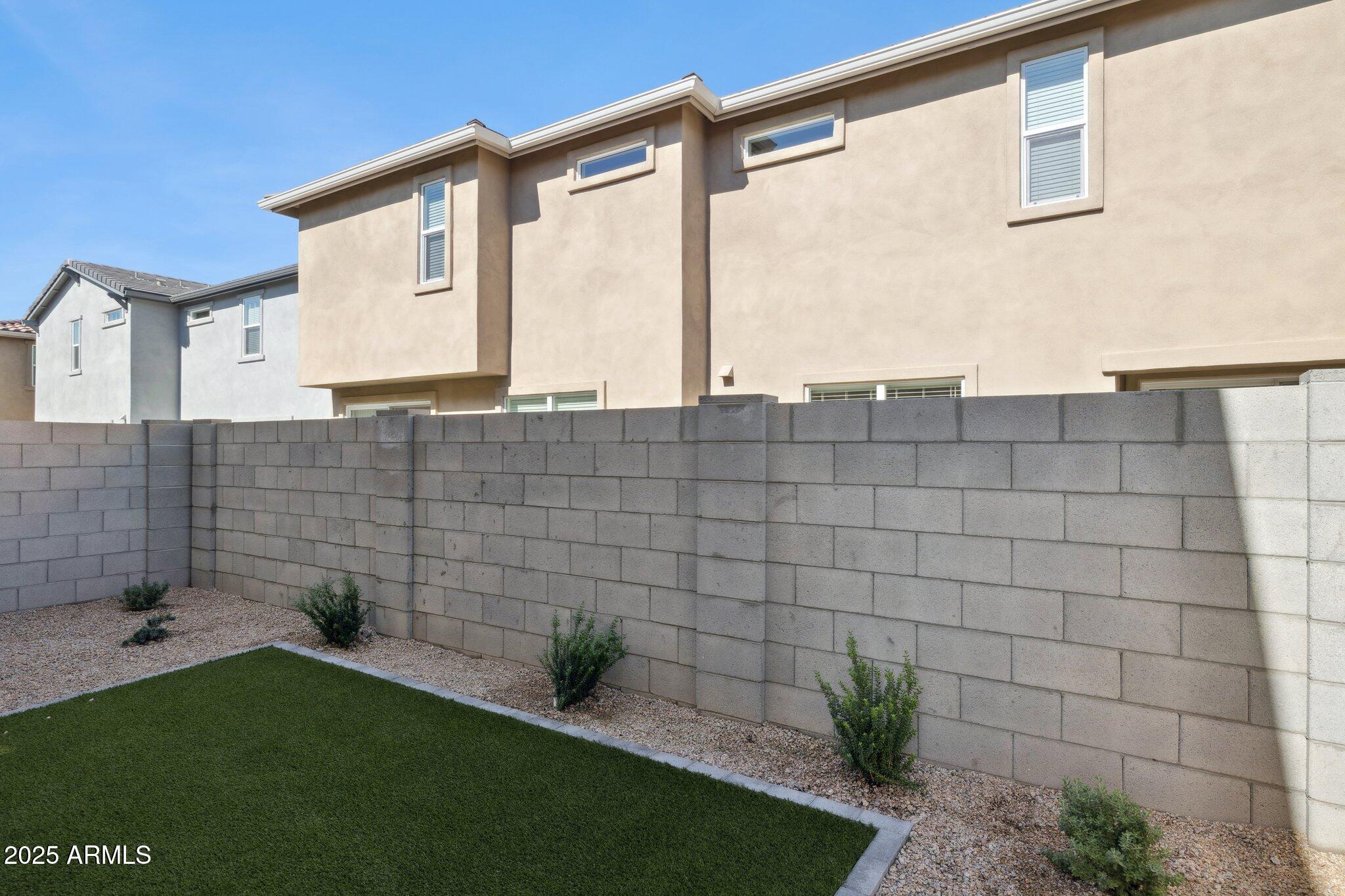 5830 E ZACHARY Drive