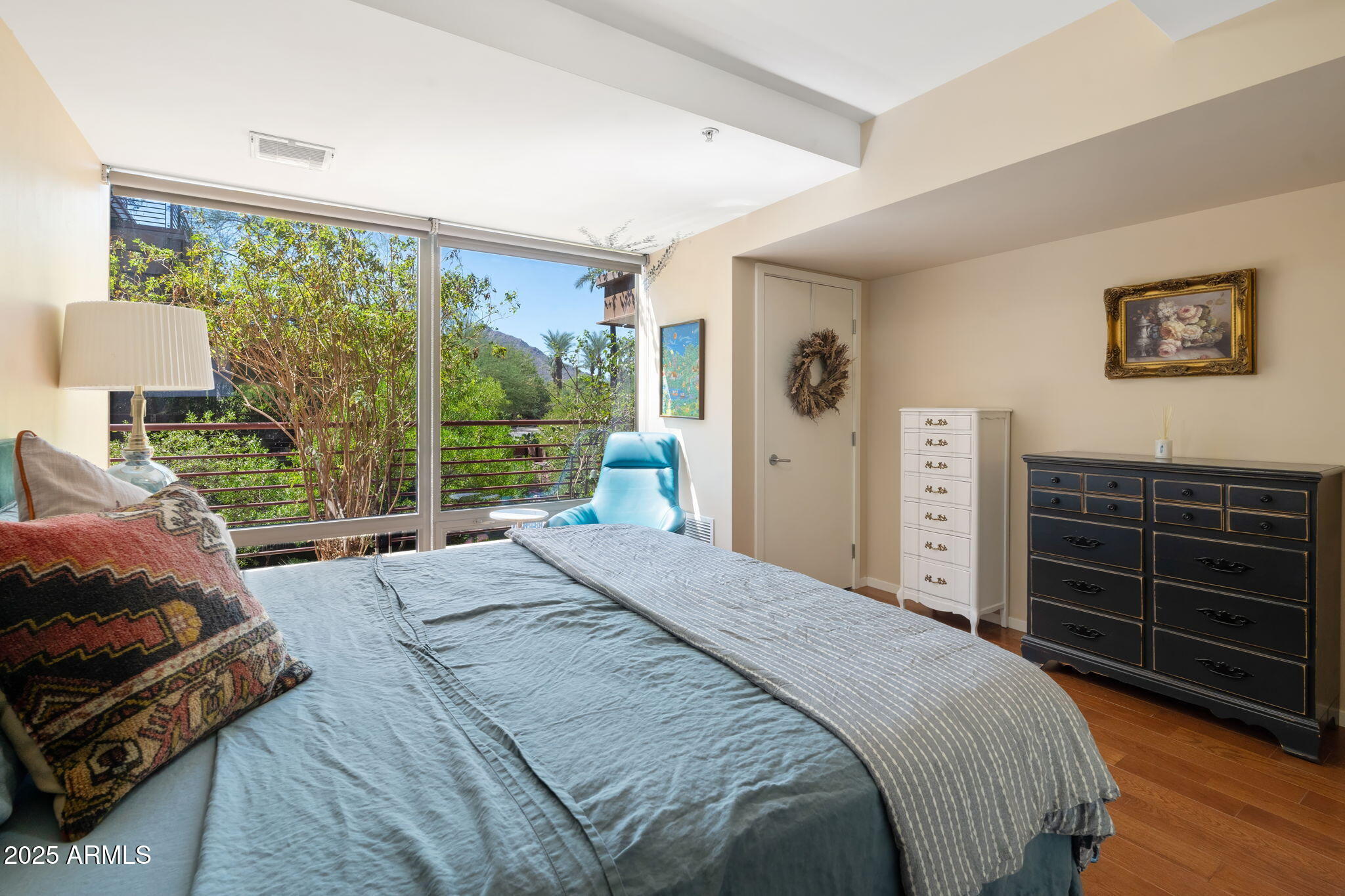7121 E RANCHO VISTA Drive, 2003
