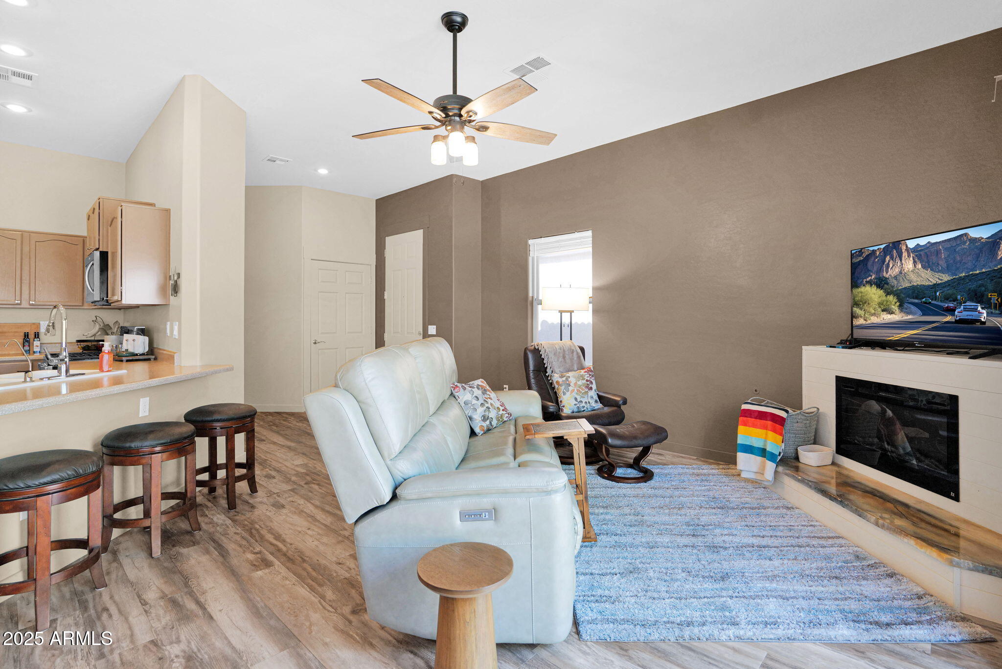25 S QUINN Circle, 57