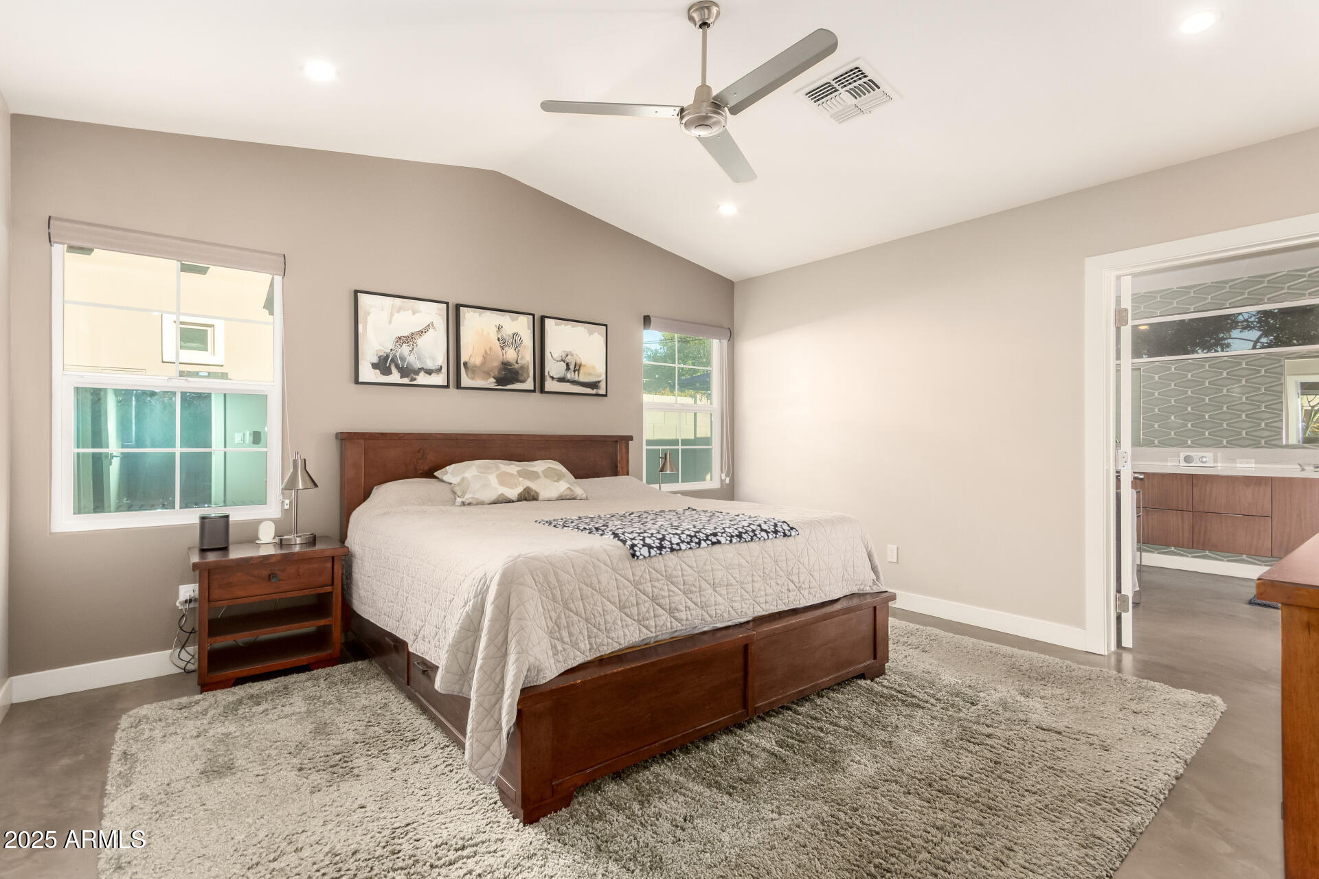 3023 E SELLS Drive