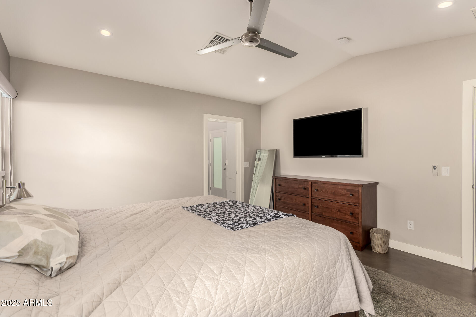 3023 E SELLS Drive