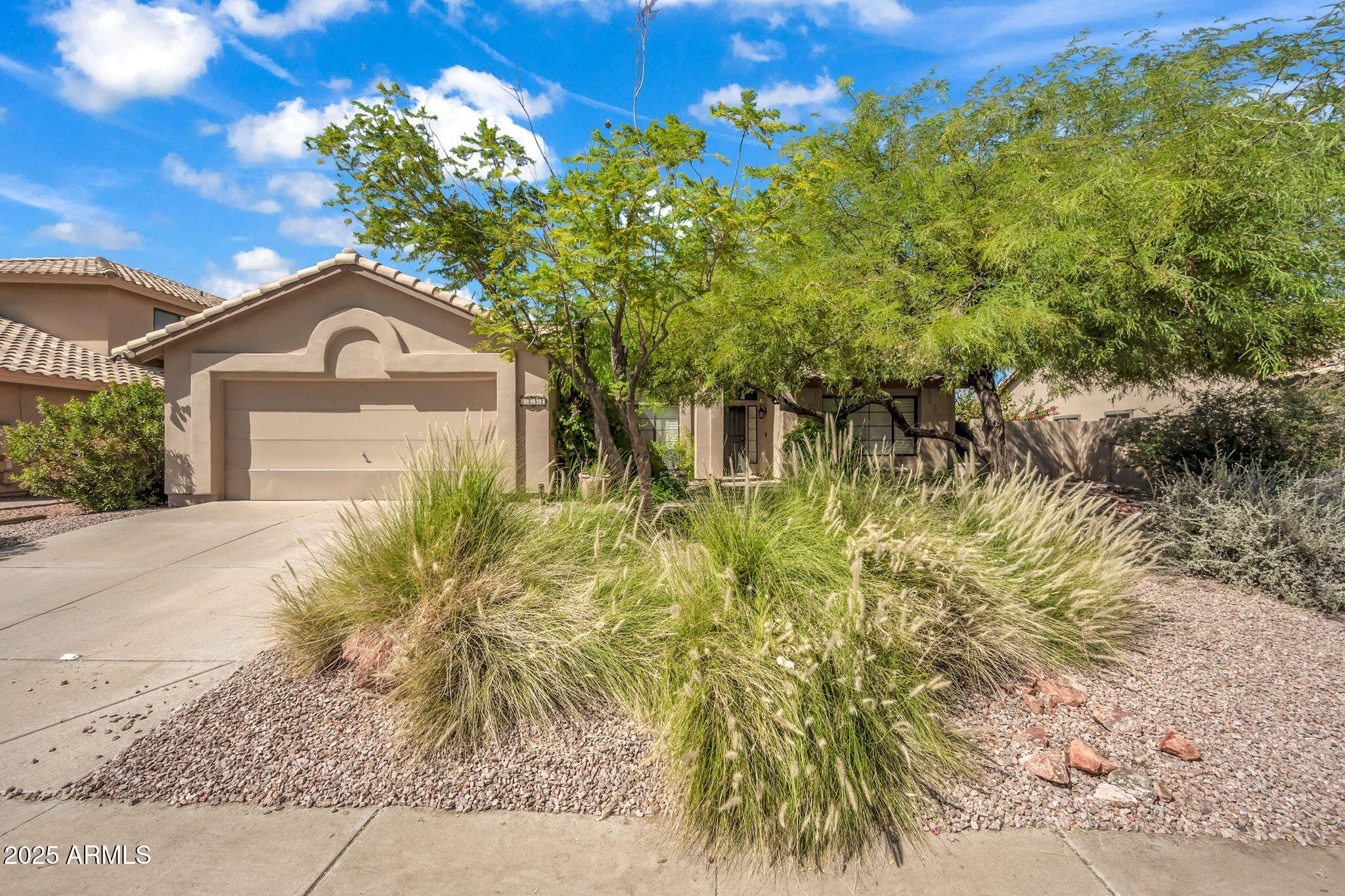 1252 N HAZELTON Drive