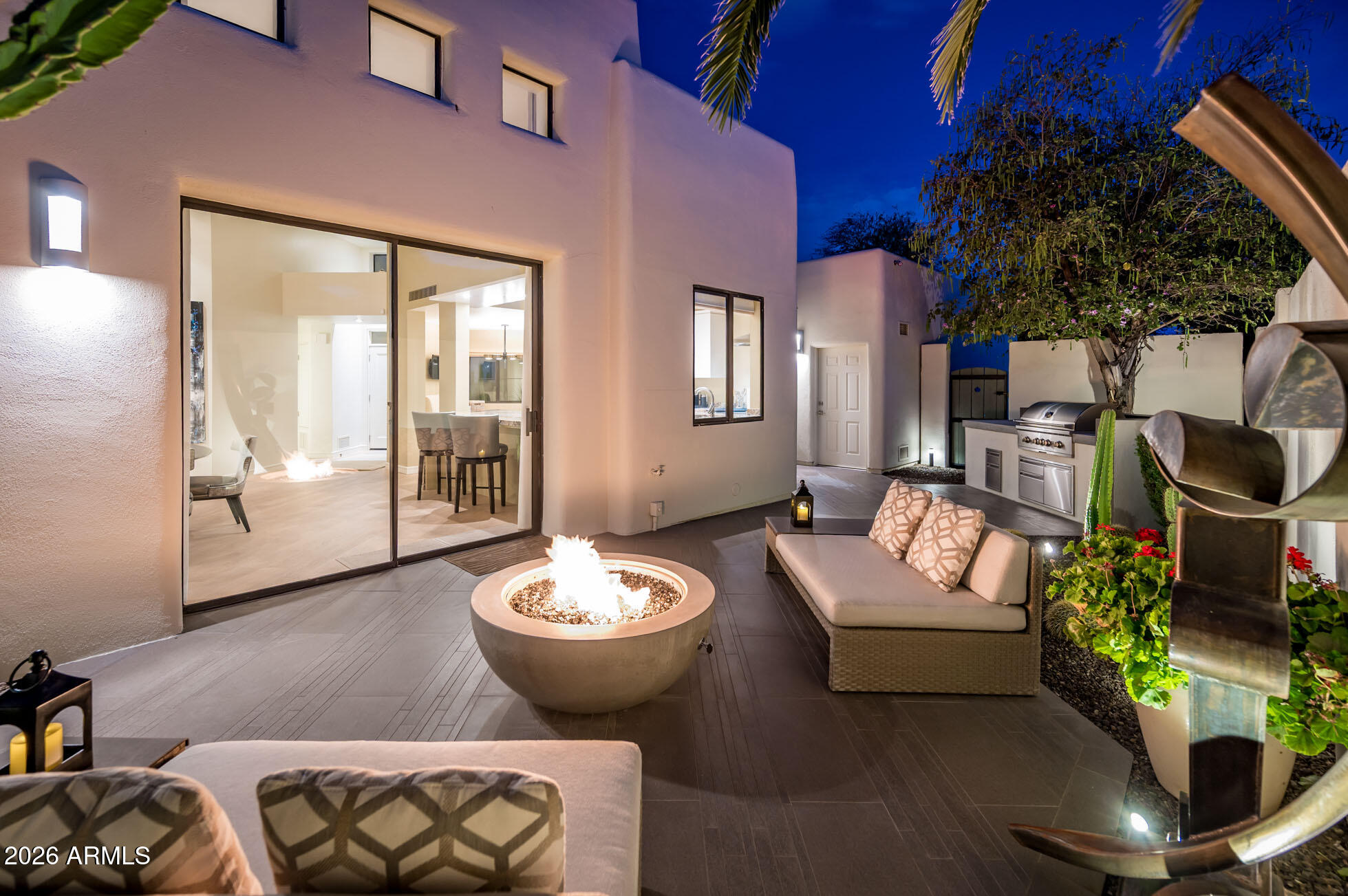 5101 N CASA BLANCA Drive, 317