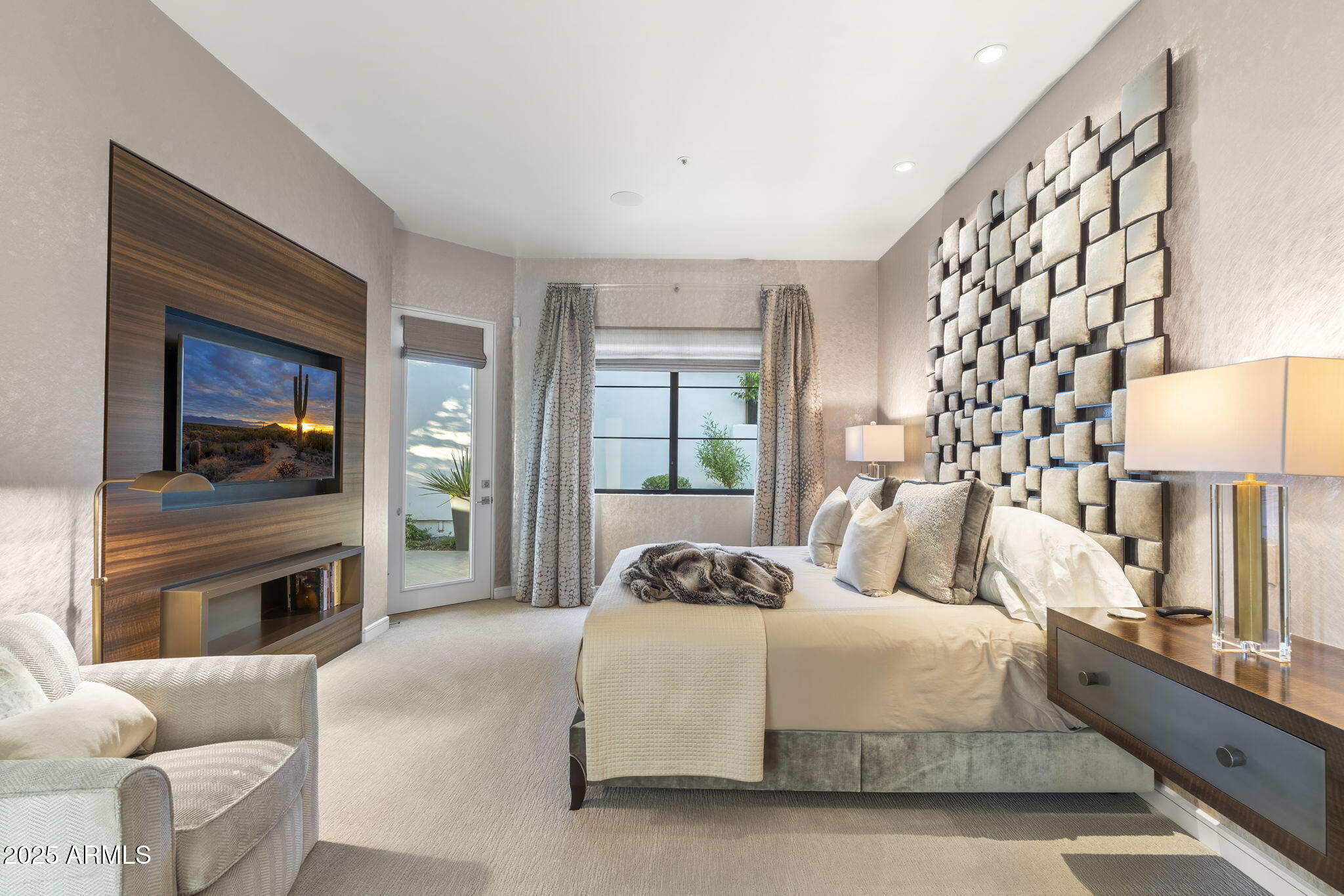 5101 N CASA BLANCA Drive, 317