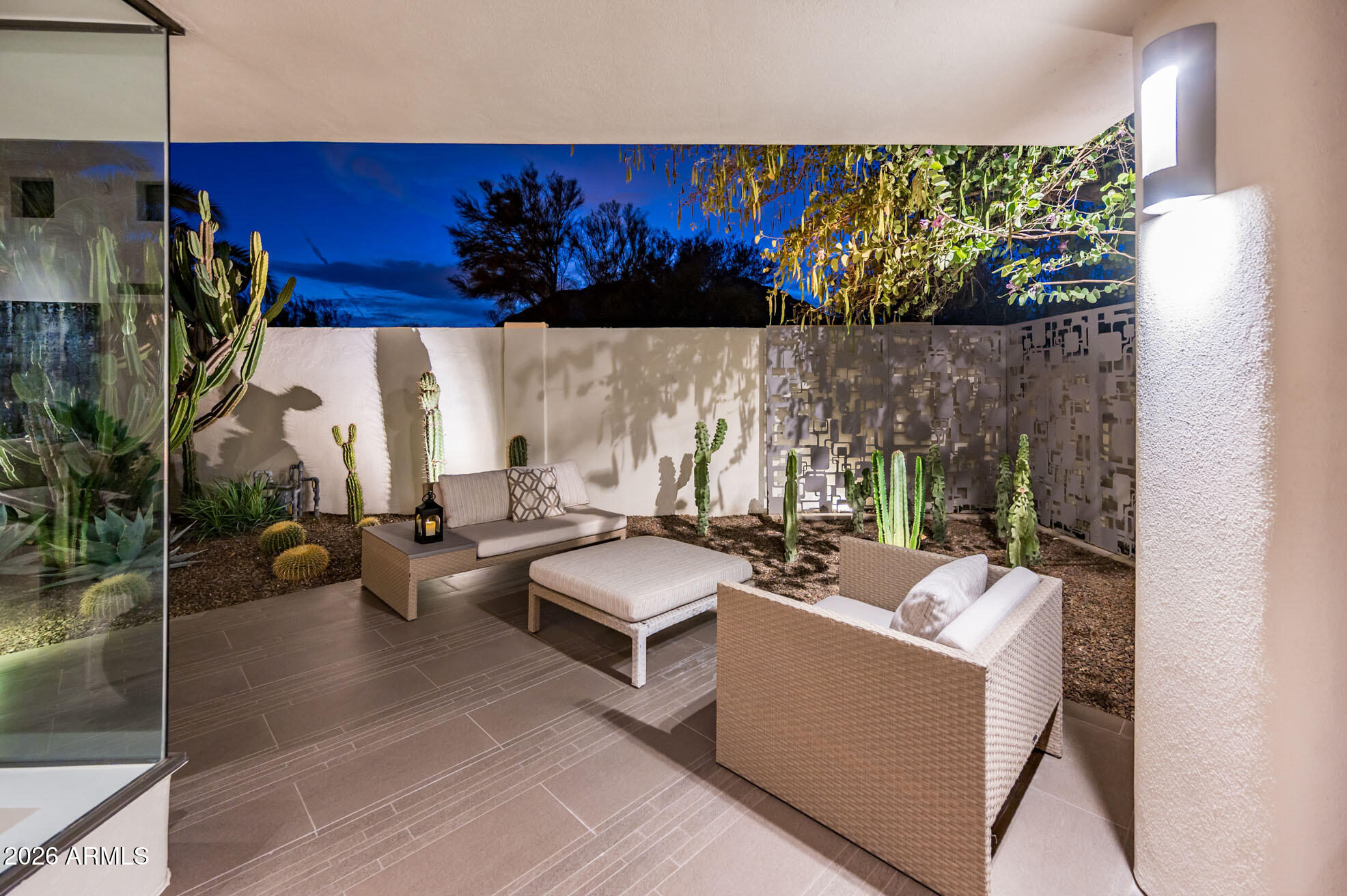 5101 N CASA BLANCA Drive, 317