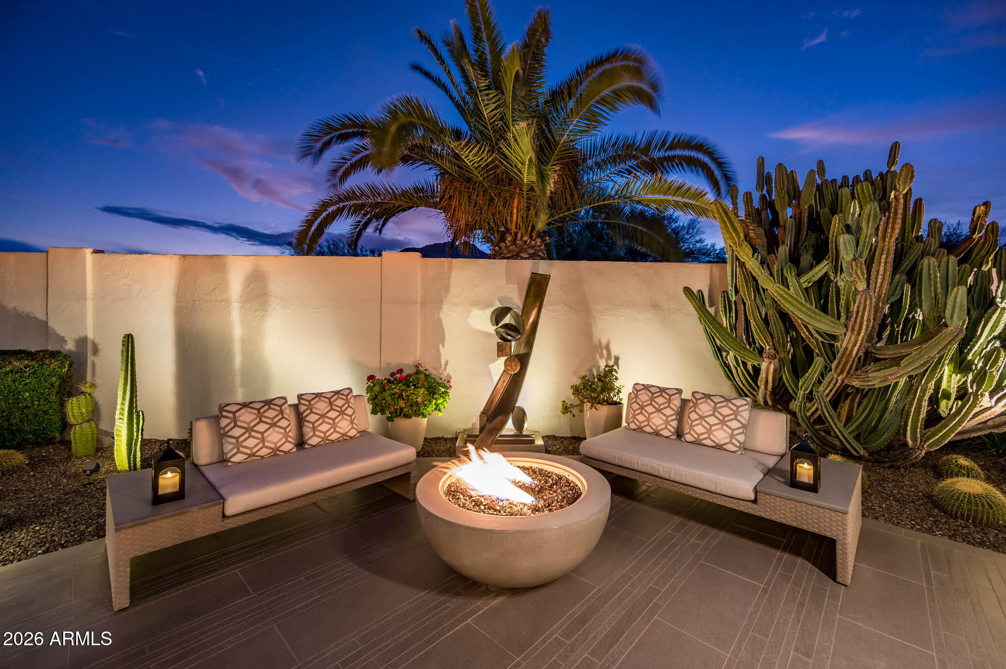 5101 N CASA BLANCA Drive, 317