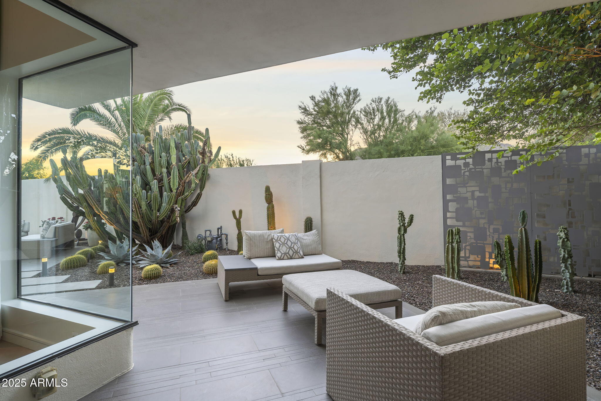 5101 N CASA BLANCA Drive, 317