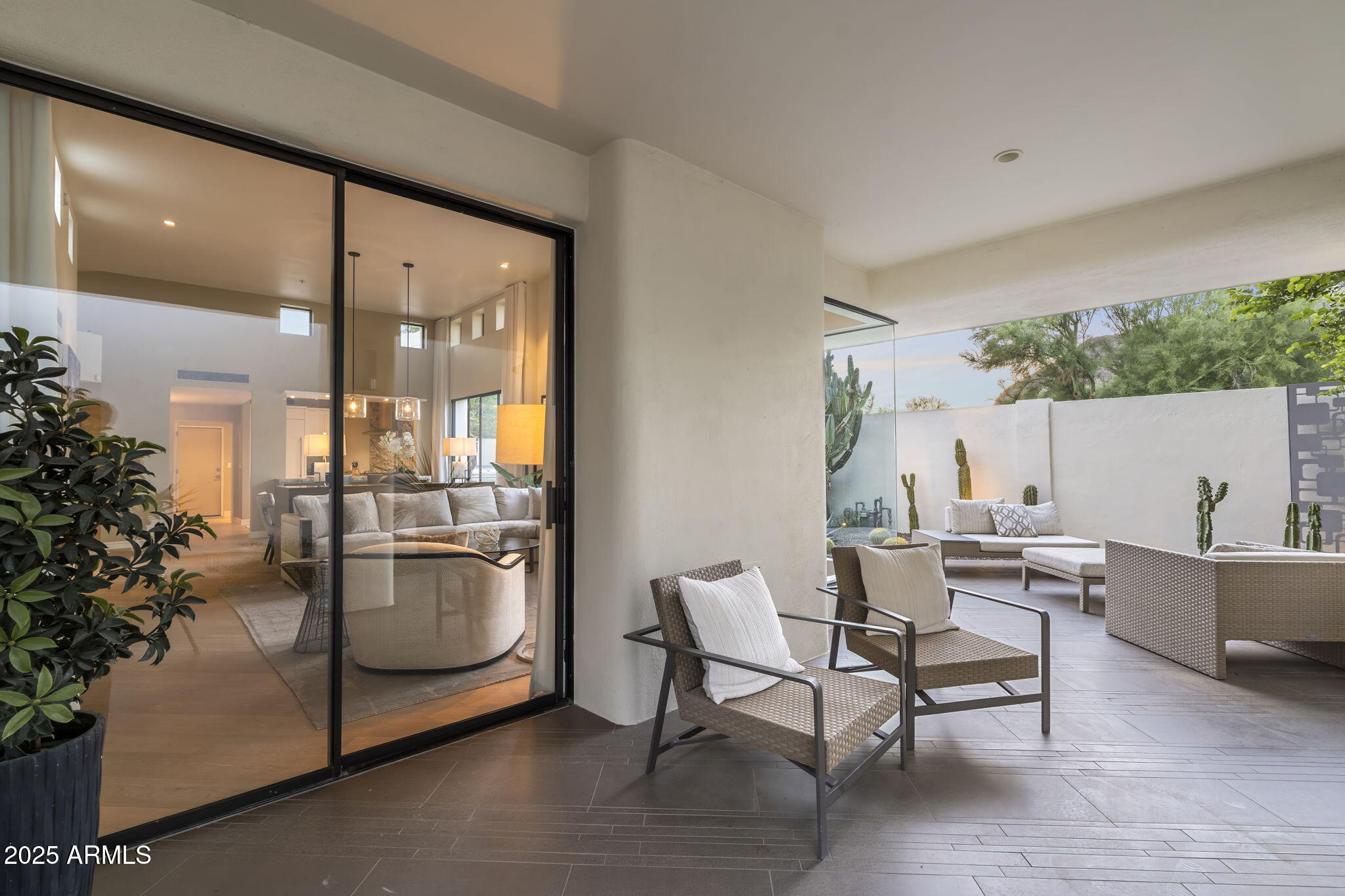 5101 N CASA BLANCA Drive, 317