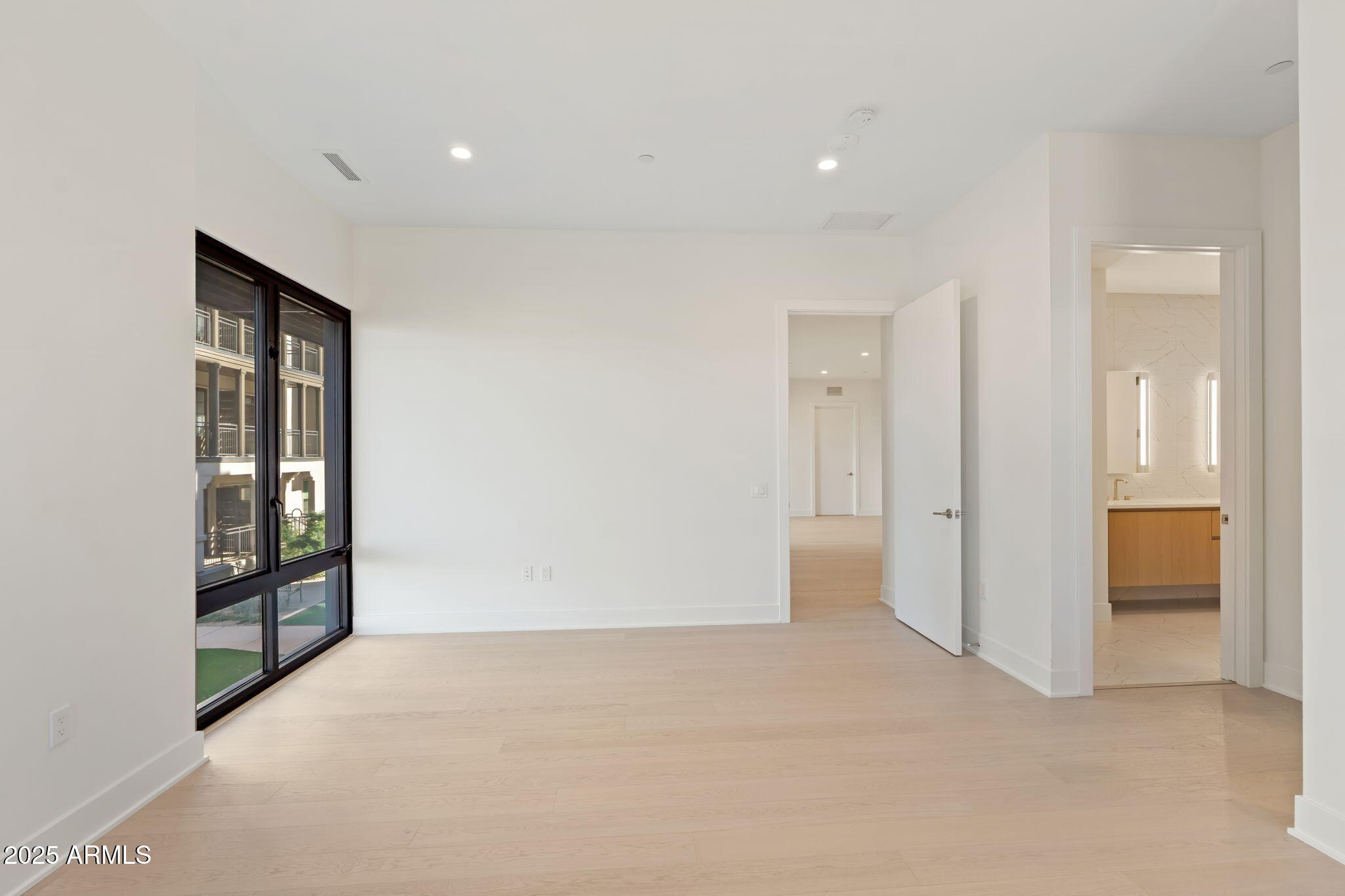 19355 N 73RD Way I2022