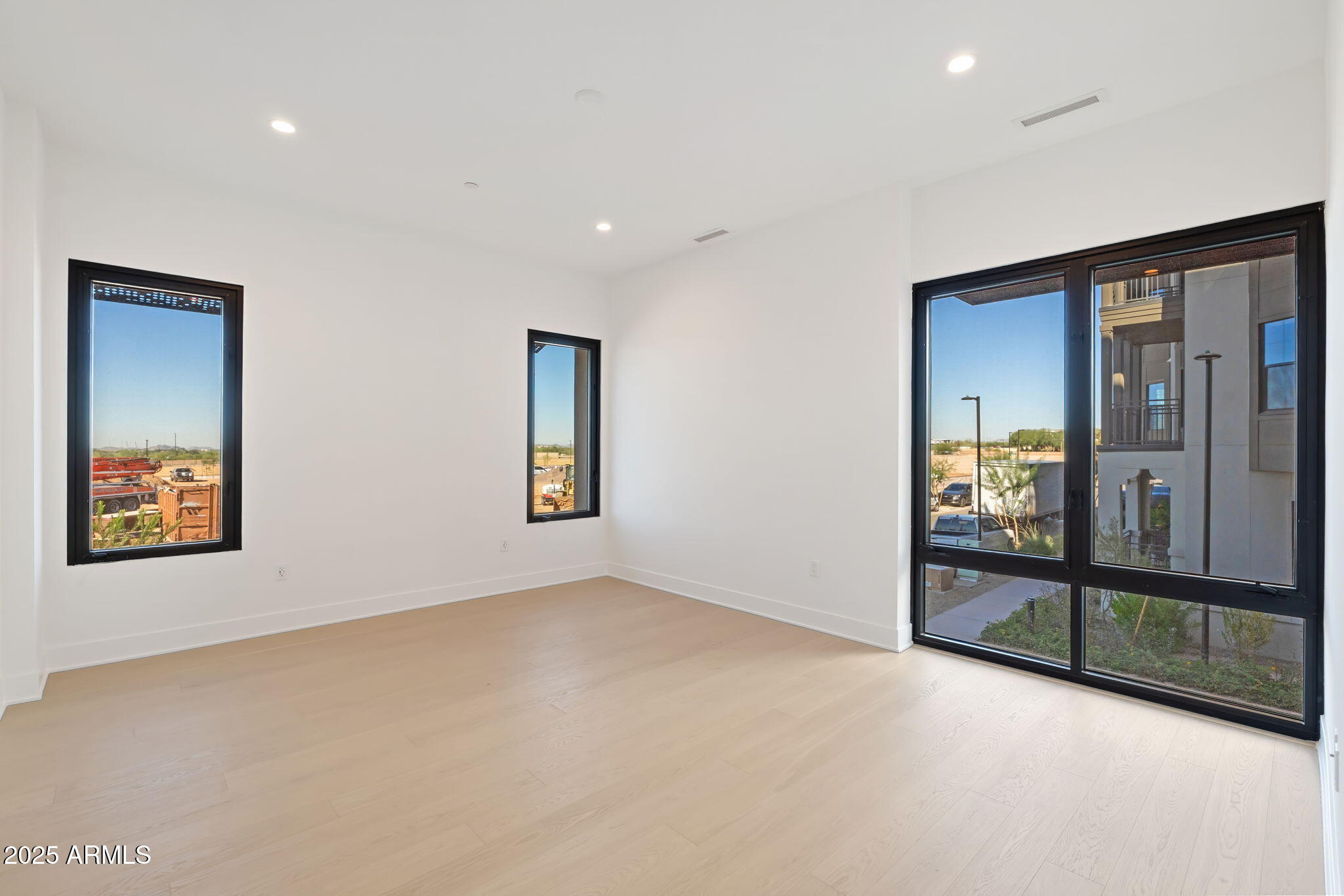 19355 N 73RD Way I2022