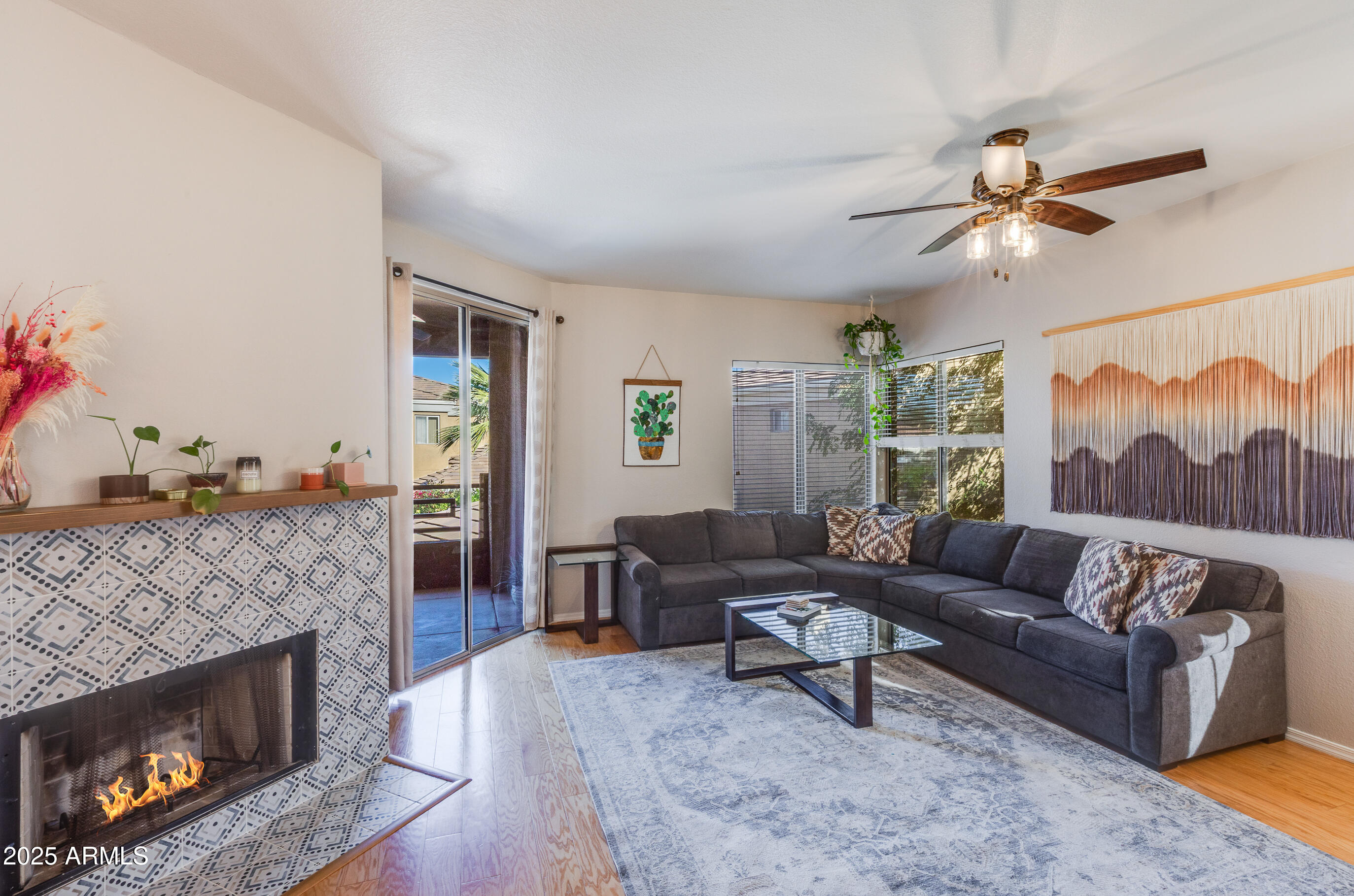 1411 E ORANGEWOOD Avenue 239