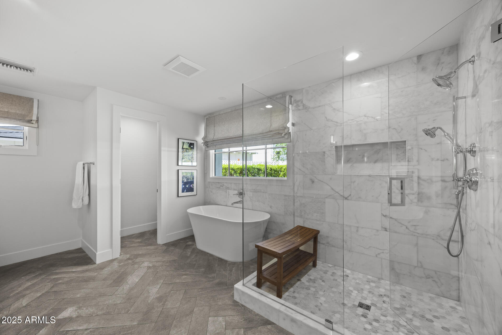 4636 E CALLE VENTURA