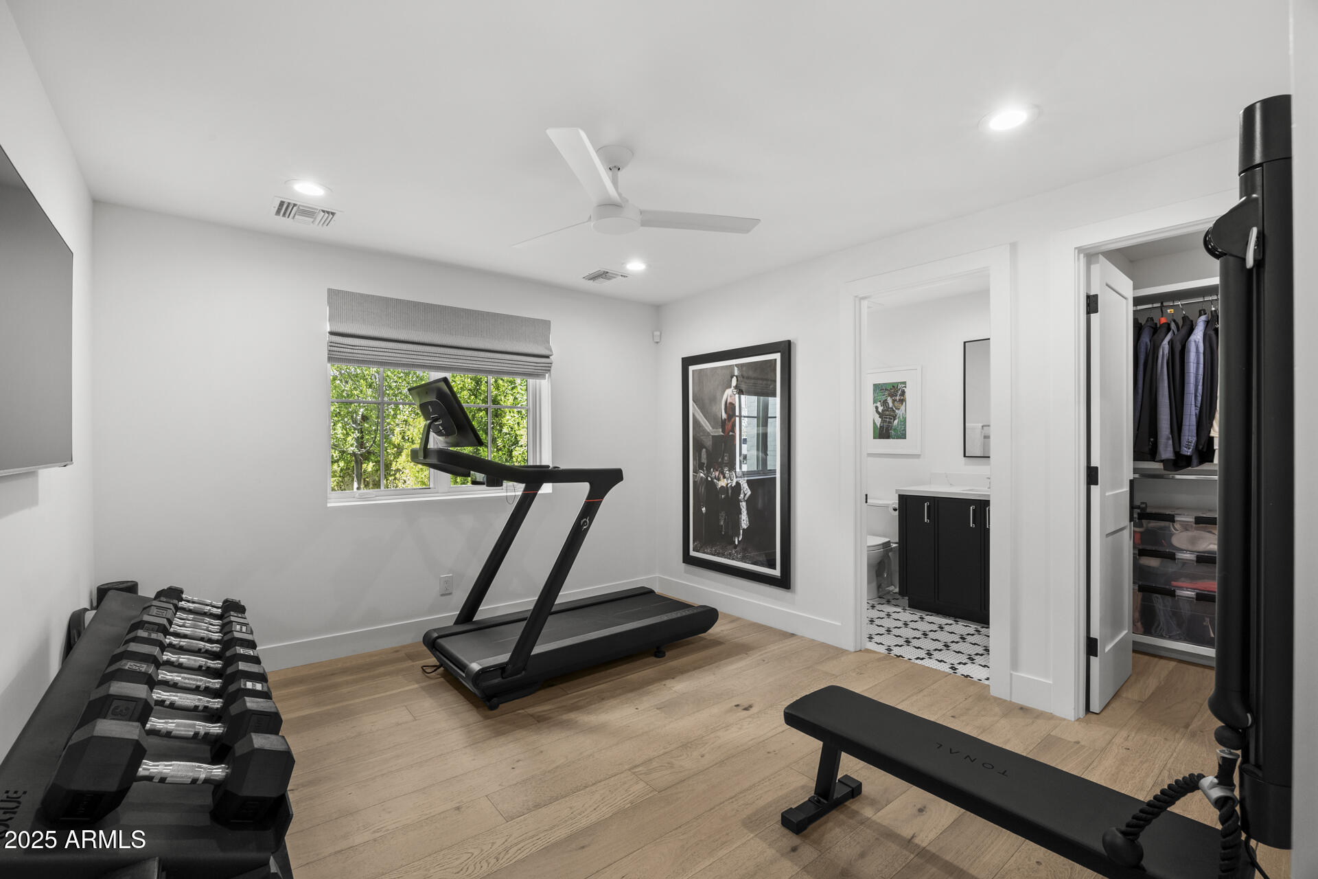 4636 E CALLE VENTURA