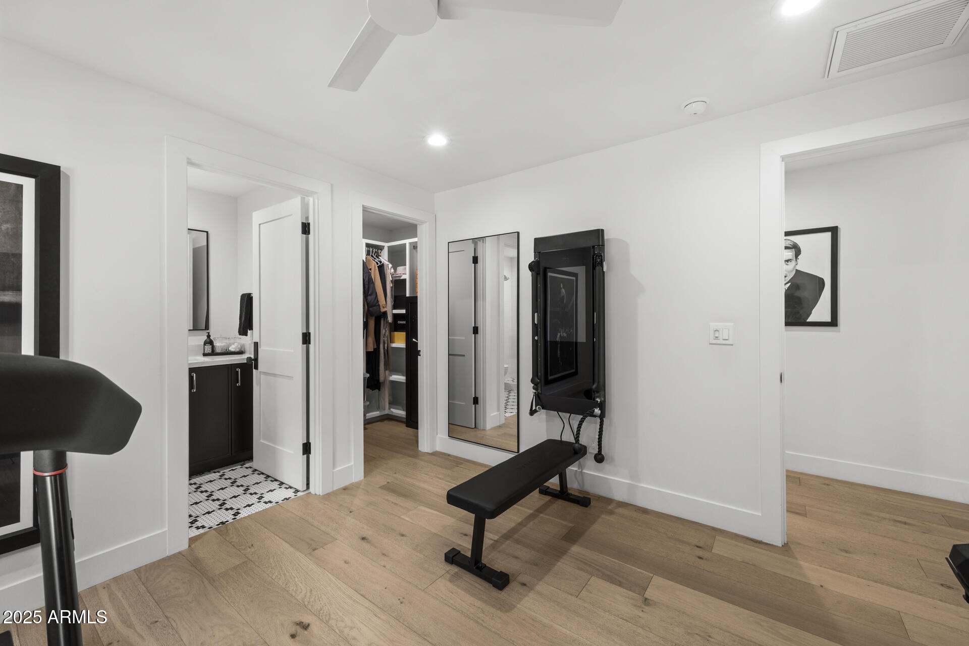 4636 E CALLE VENTURA