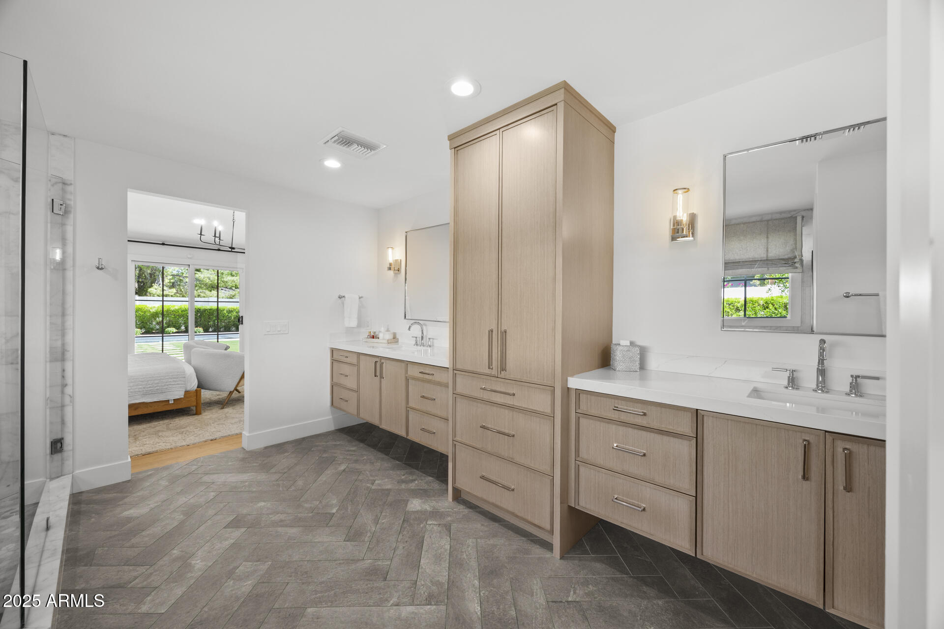 4636 E CALLE VENTURA