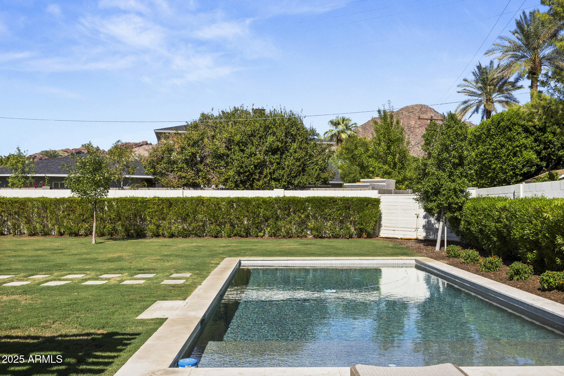 4636 E CALLE VENTURA