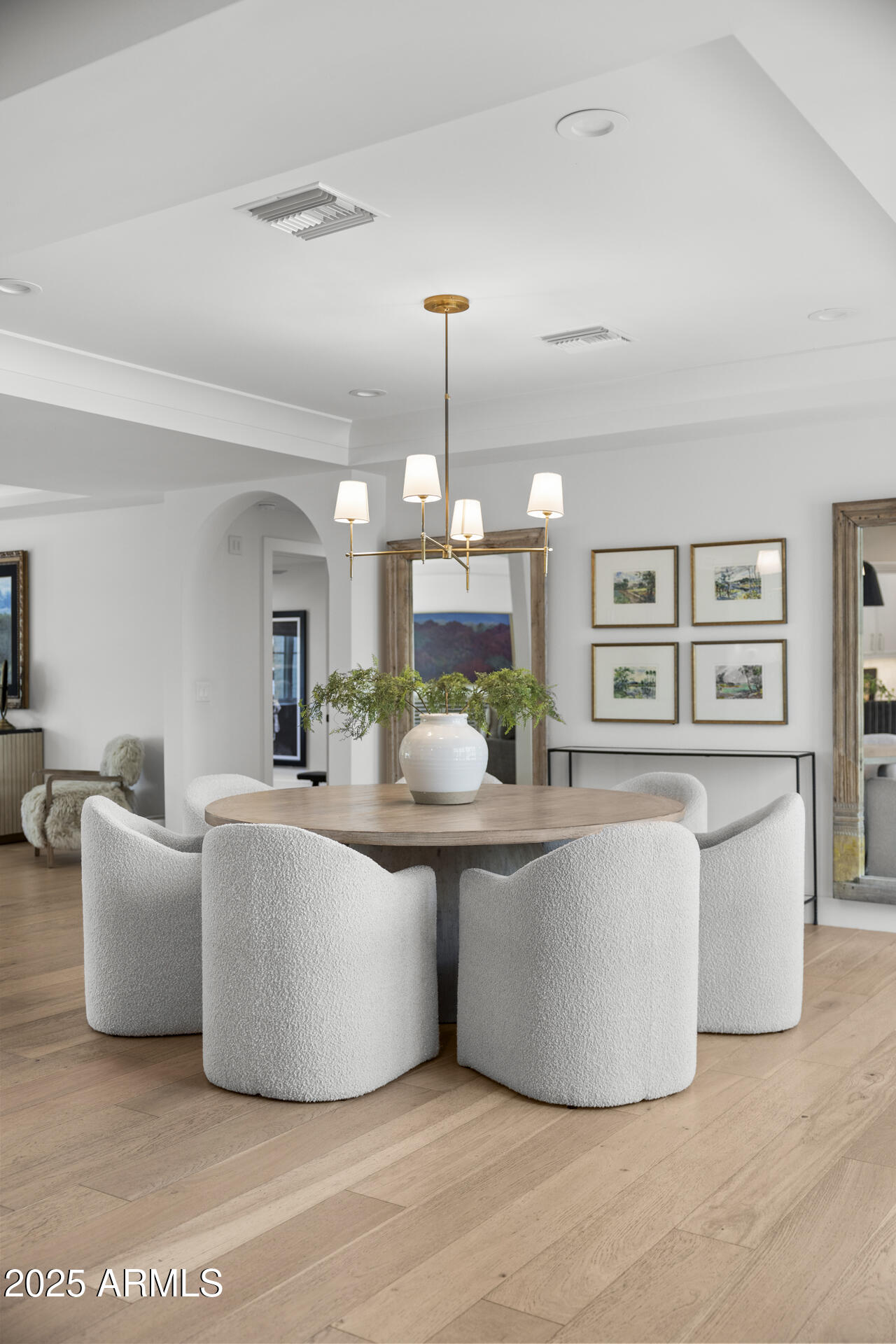 4636 E CALLE VENTURA