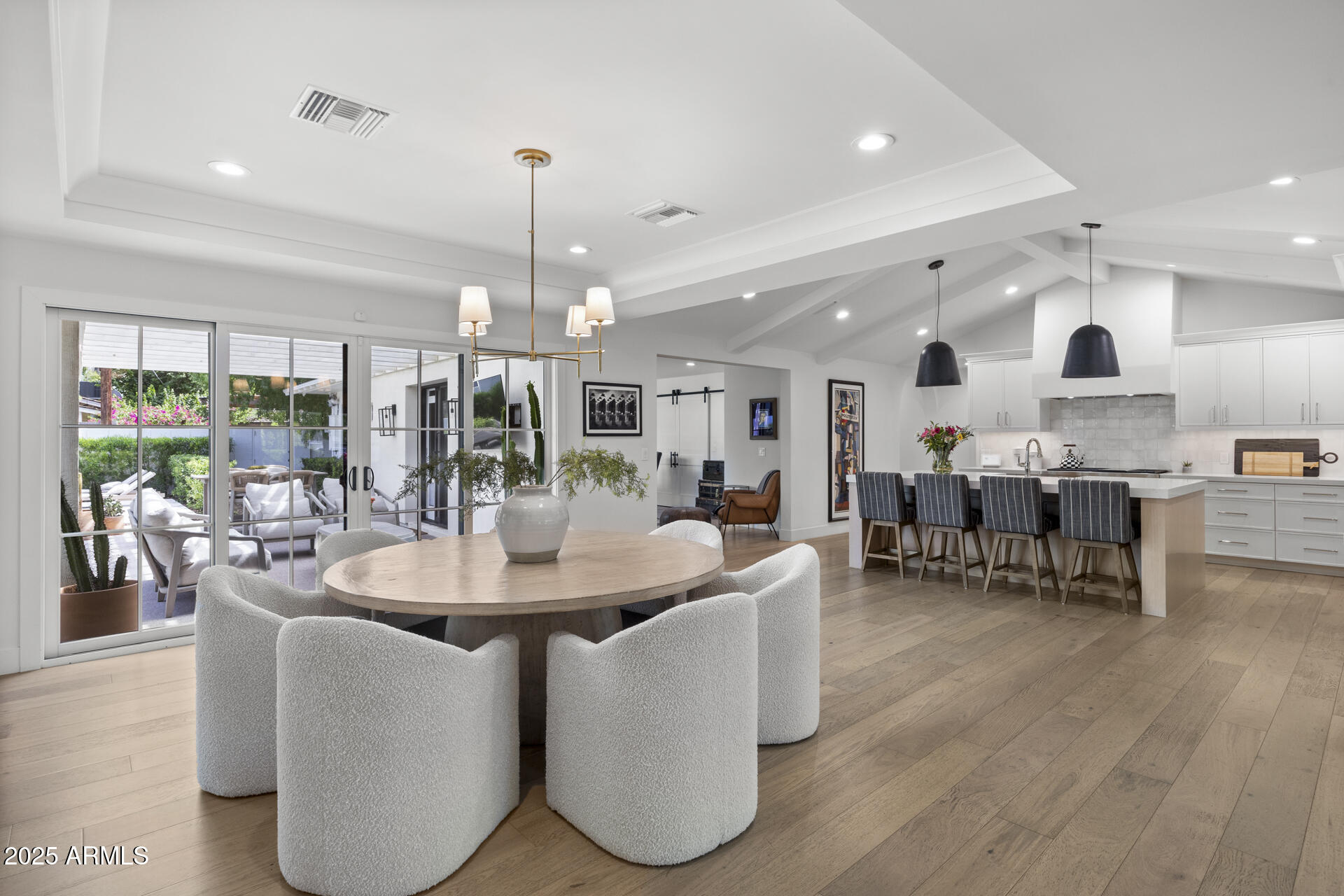 4636 E CALLE VENTURA