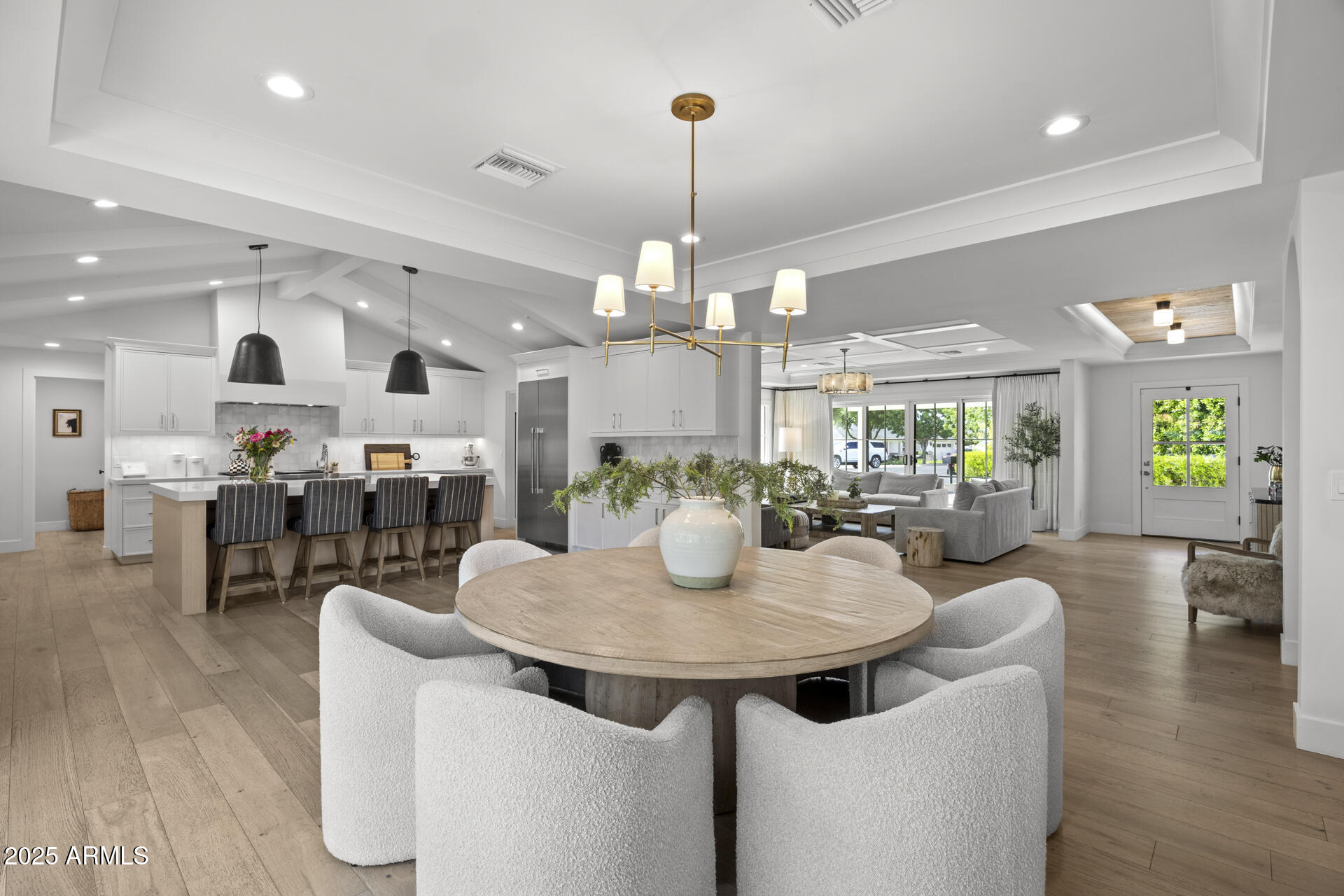 4636 E CALLE VENTURA