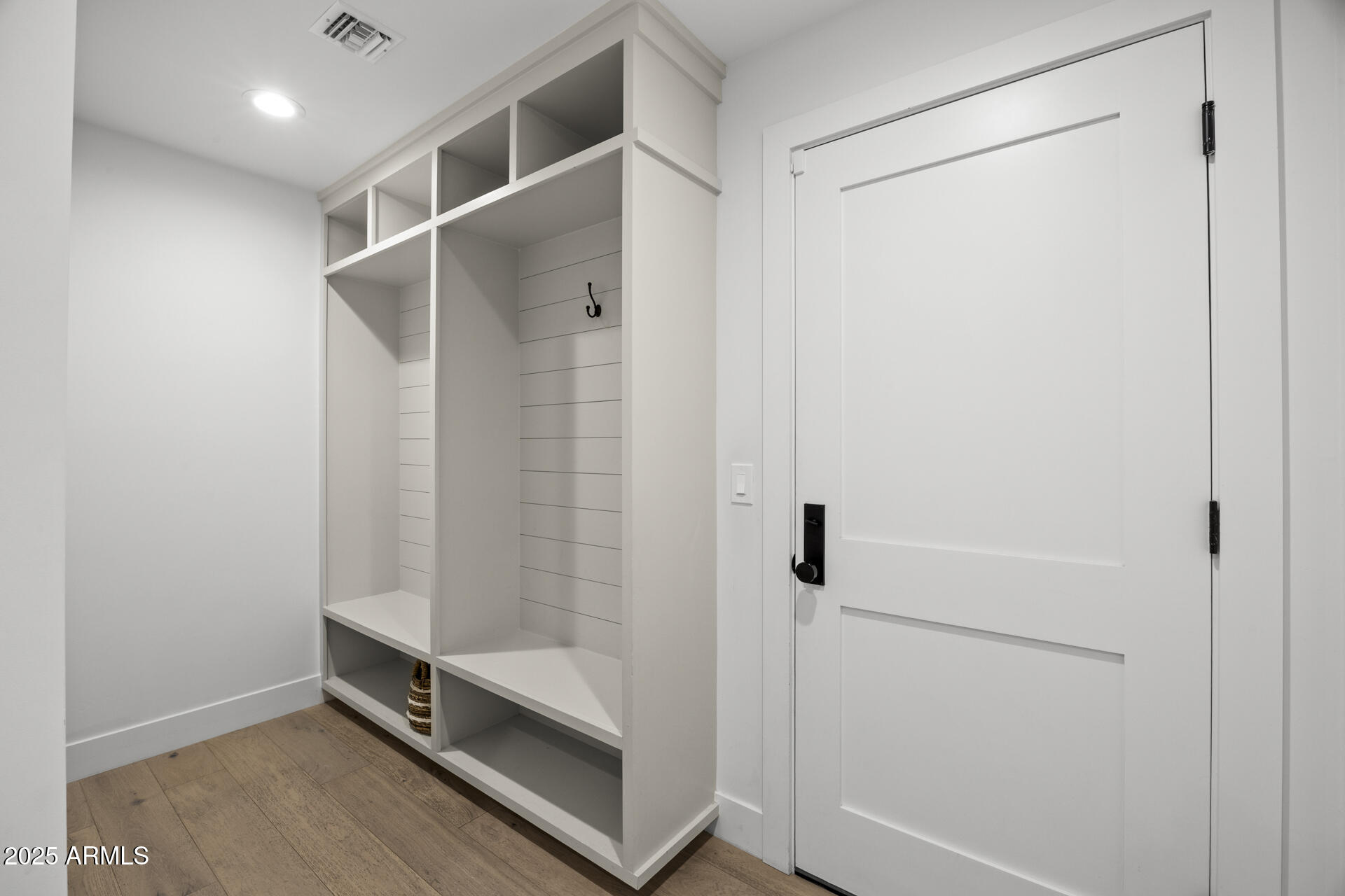 4636 E CALLE VENTURA