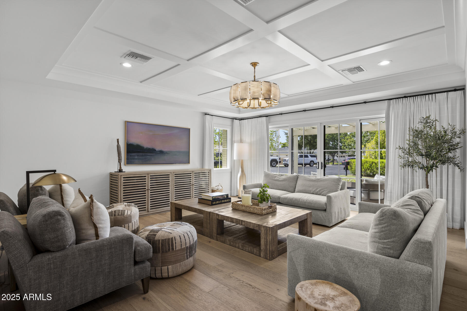 4636 E CALLE VENTURA