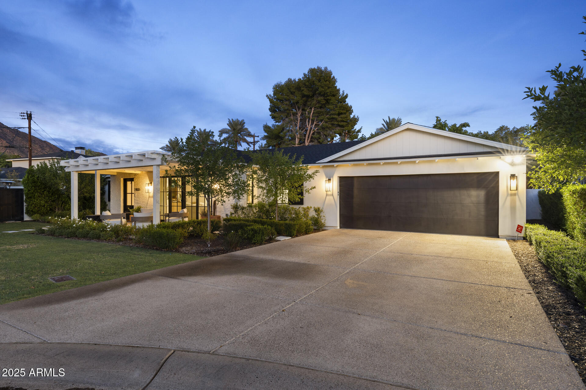 4636 E CALLE VENTURA