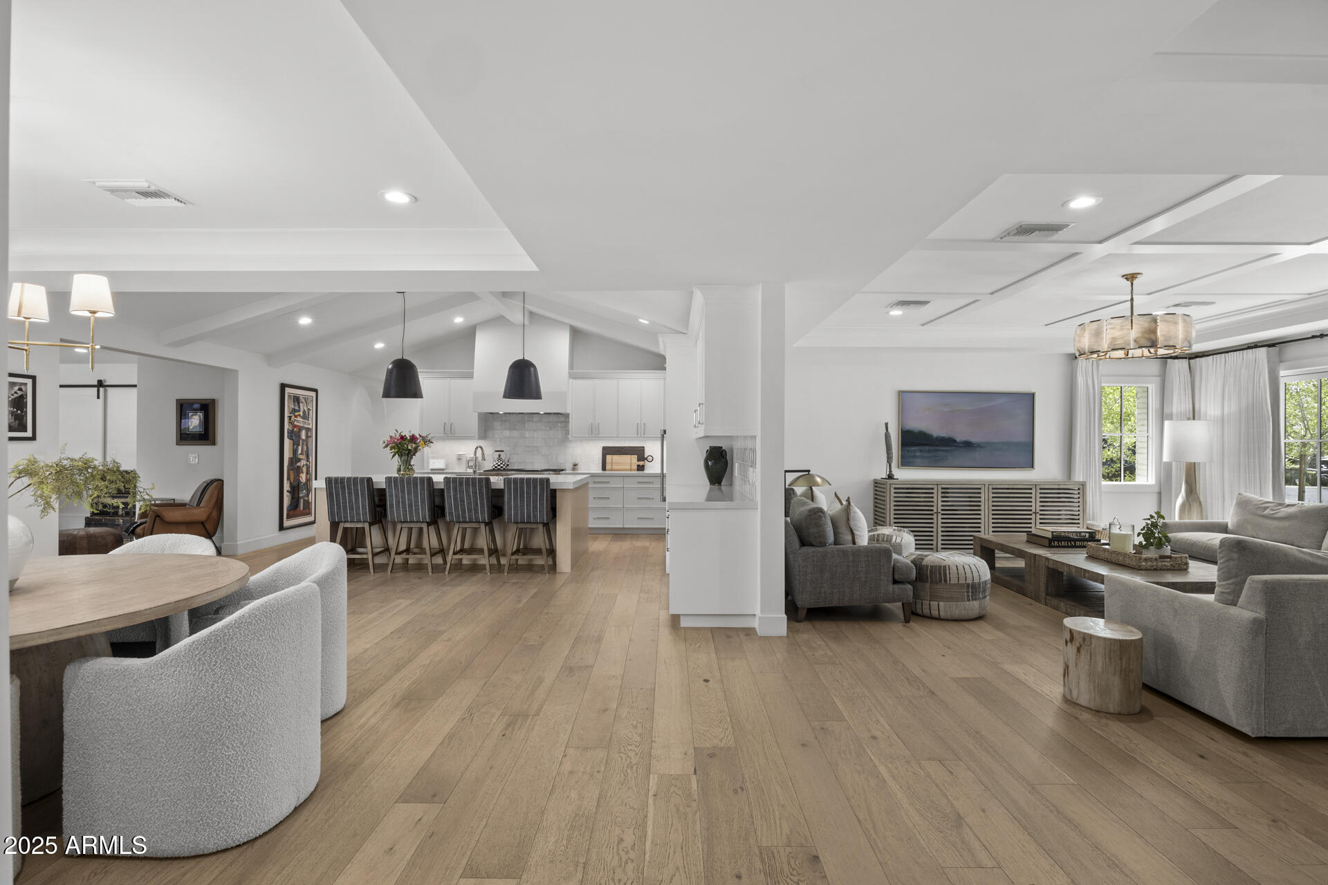 4636 E CALLE VENTURA