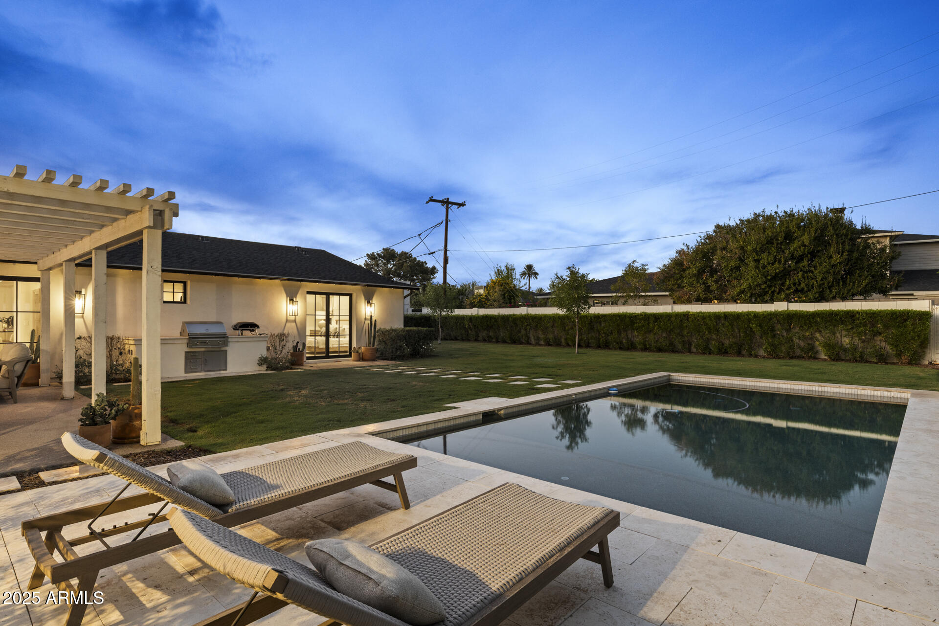 4636 E CALLE VENTURA