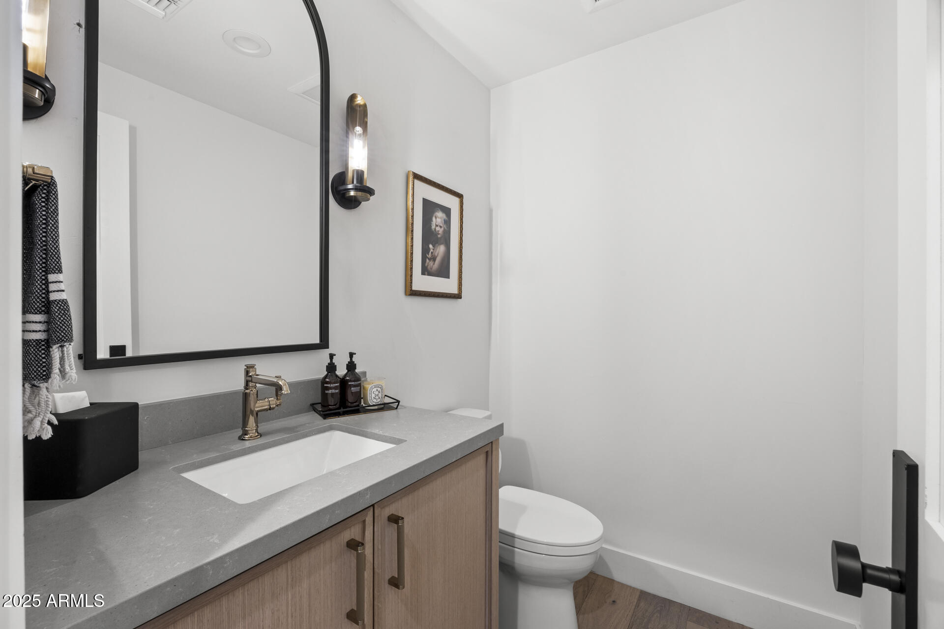 4636 E CALLE VENTURA