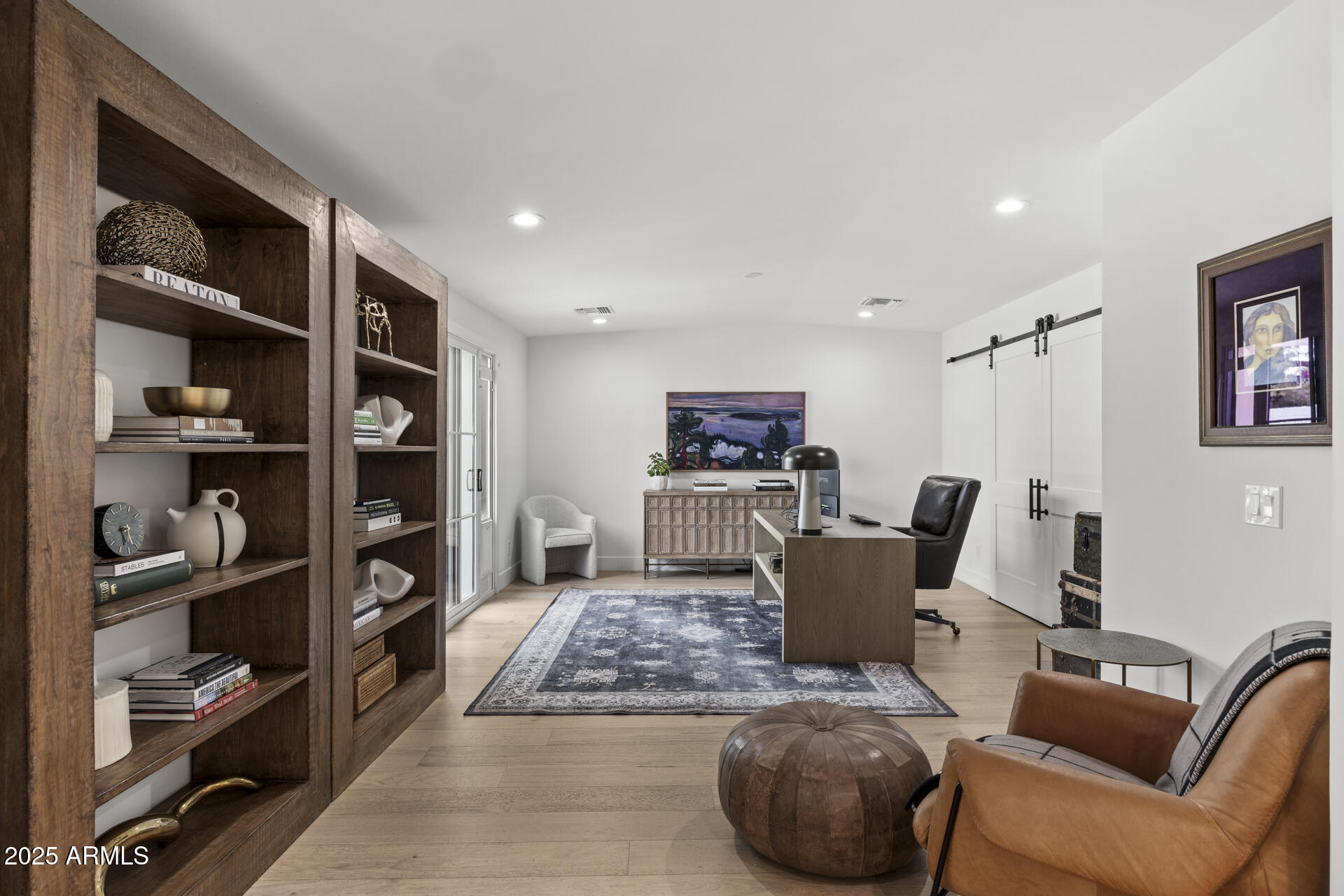 4636 E CALLE VENTURA