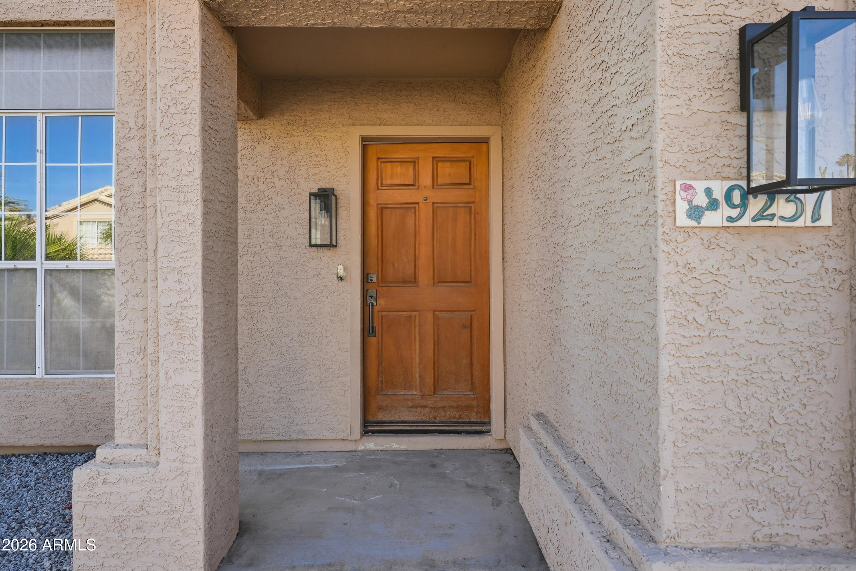 9231 E DREYFUS Place