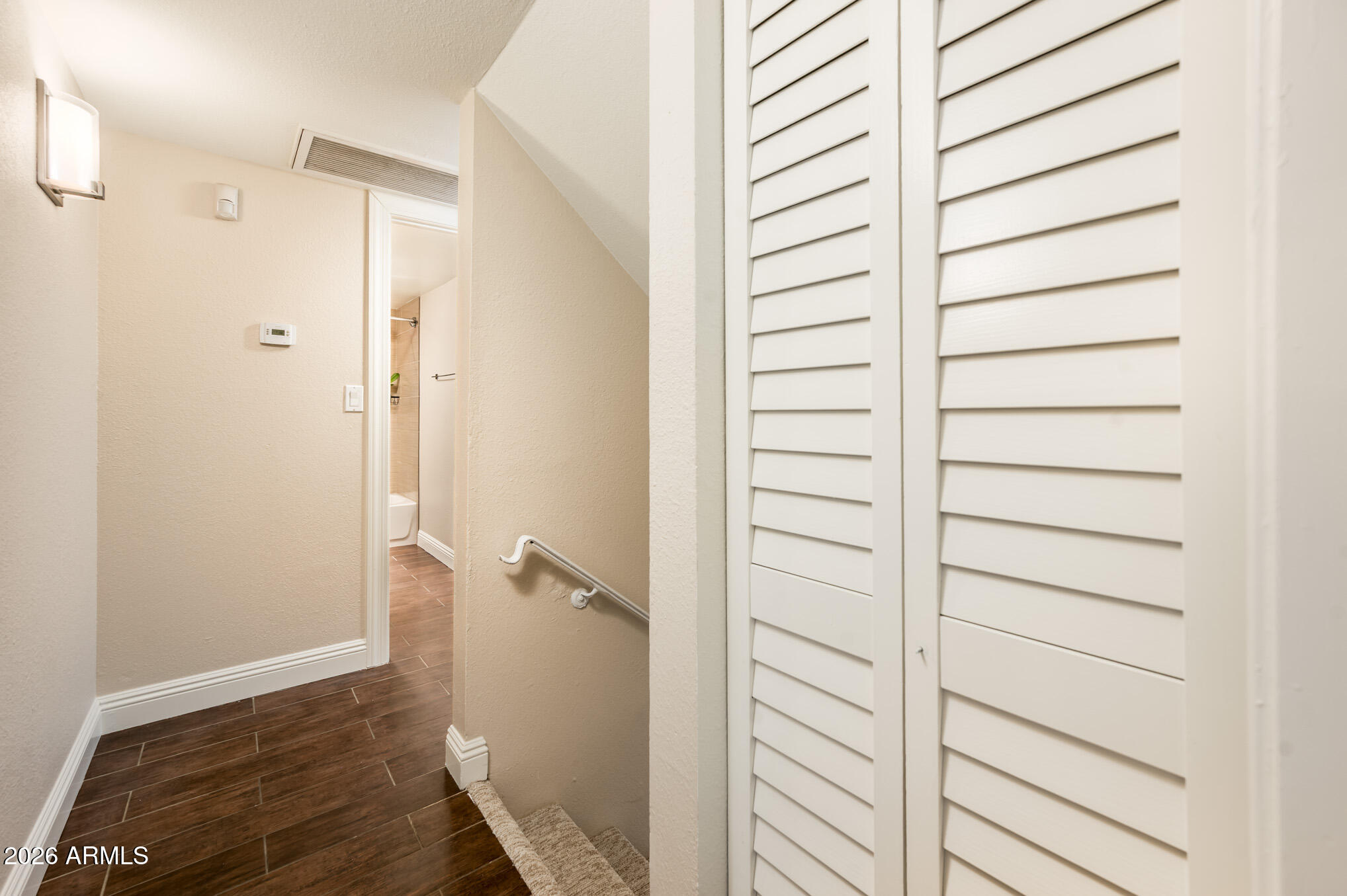 601 E PALO VERDE Drive 8