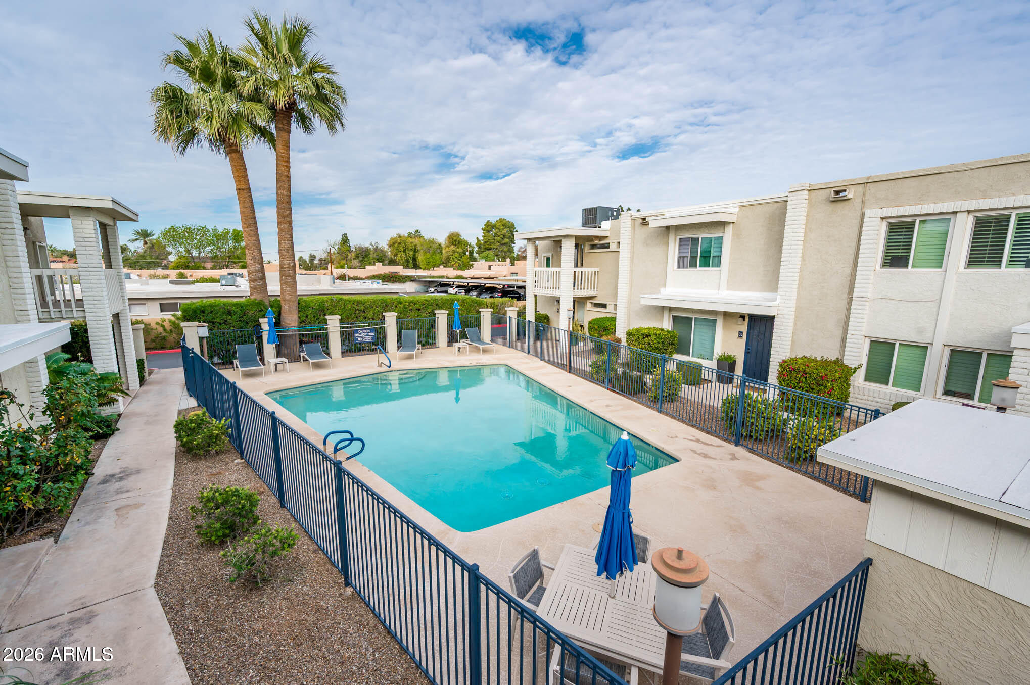 601 E PALO VERDE Drive 8