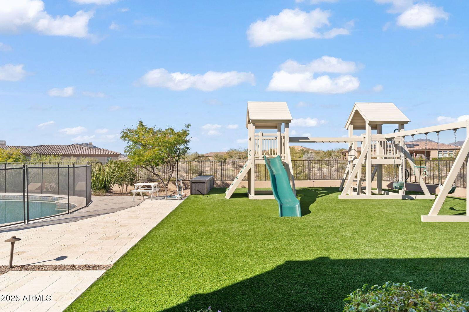 8568 E OLD PAINT Trail