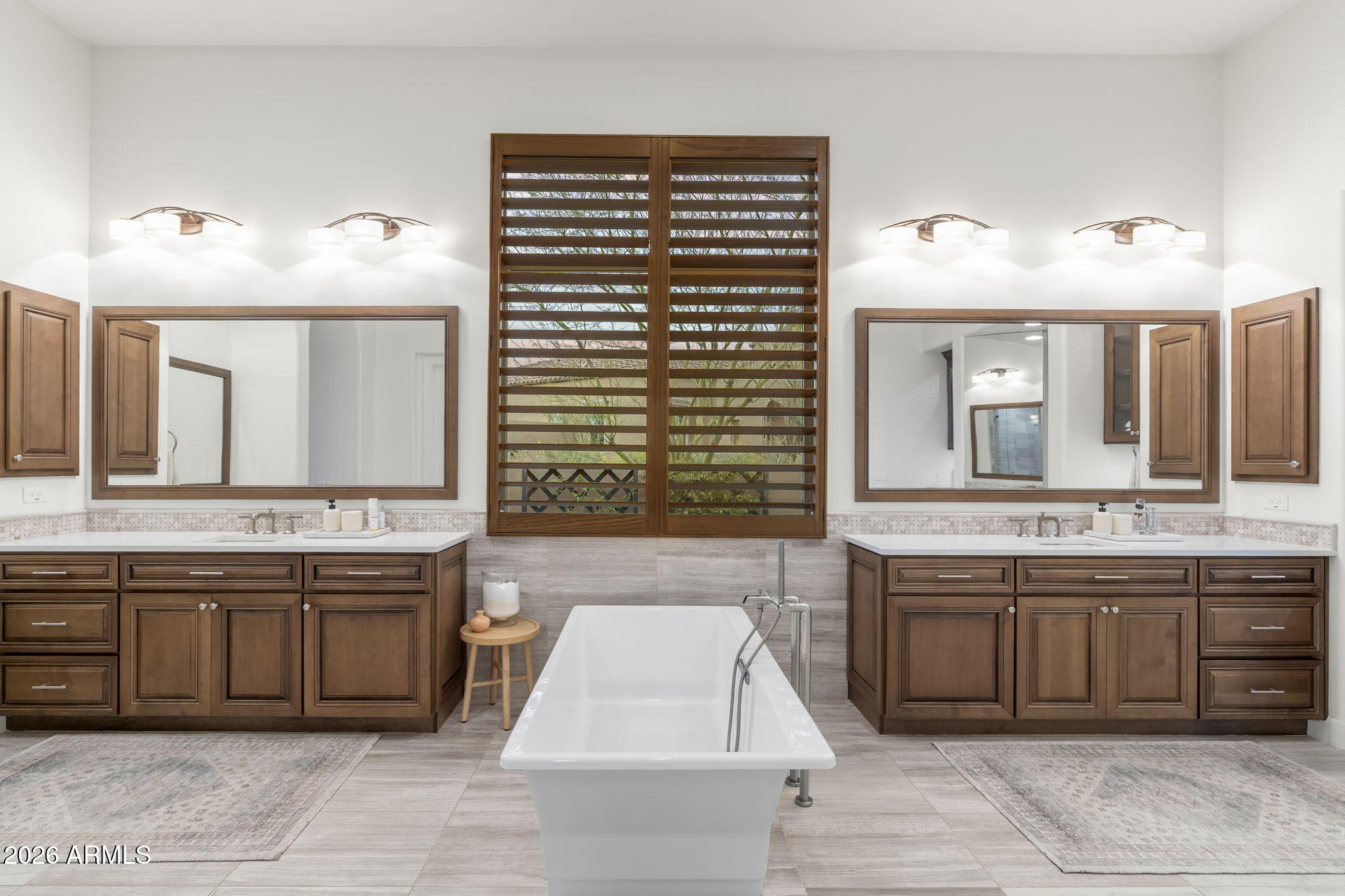 8568 E OLD PAINT Trail