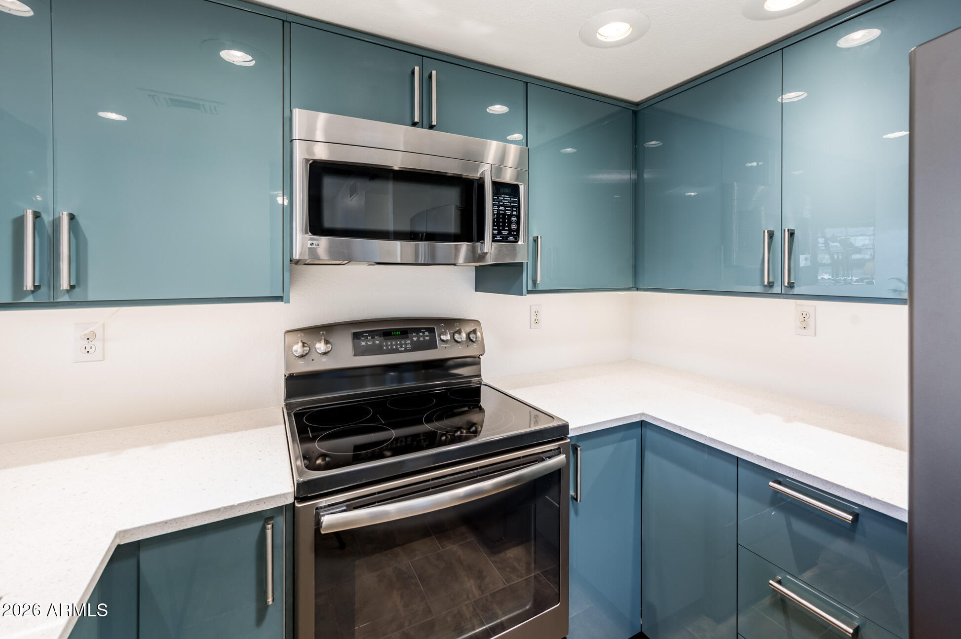 1245 W 1ST Street 204