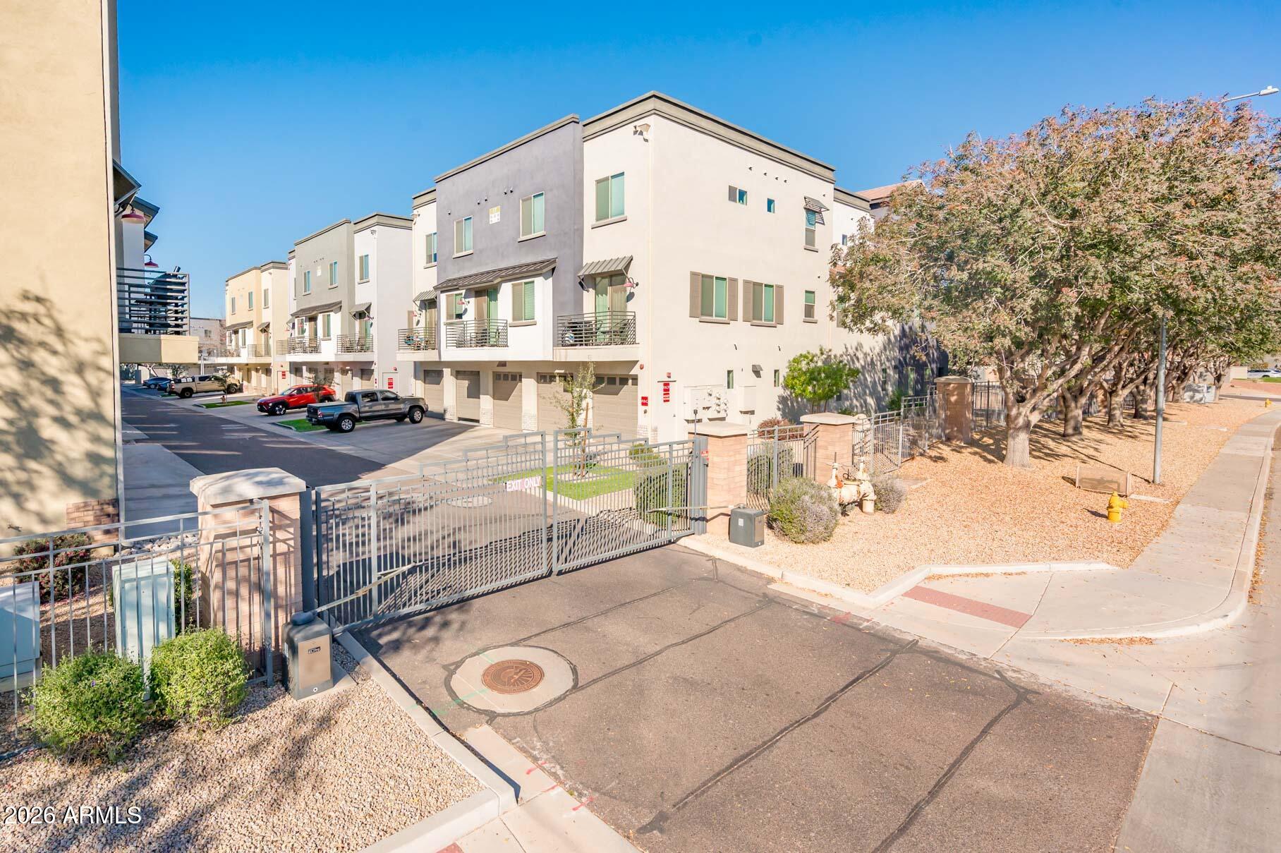 300 N GILA SPRINGS Boulevard 207